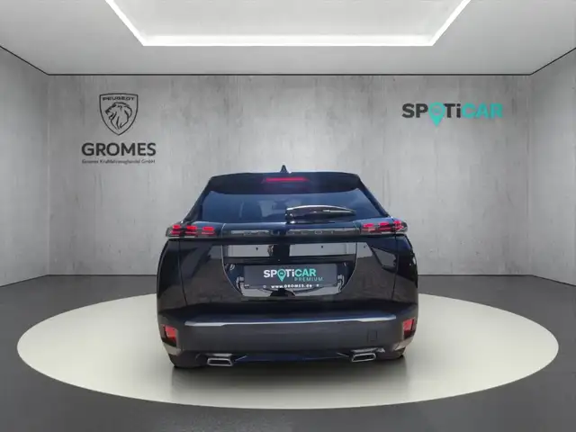 Peugeot 2008 view 4