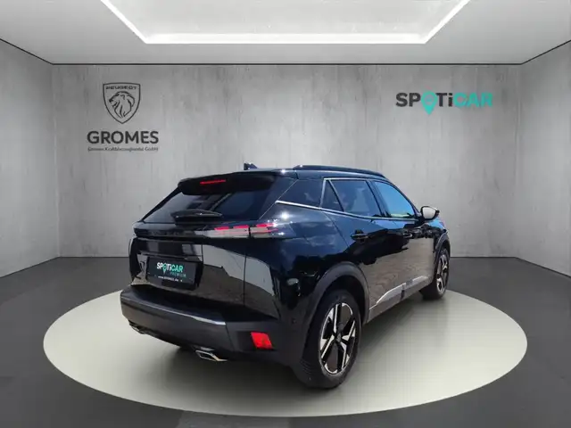 Peugeot 2008 view 3