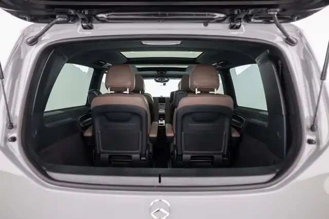 Mercedes-Benz V 300 d 4MATIC EXCLUSIVE Lang AHK 2,5t 6 Sitze Ansicht 20