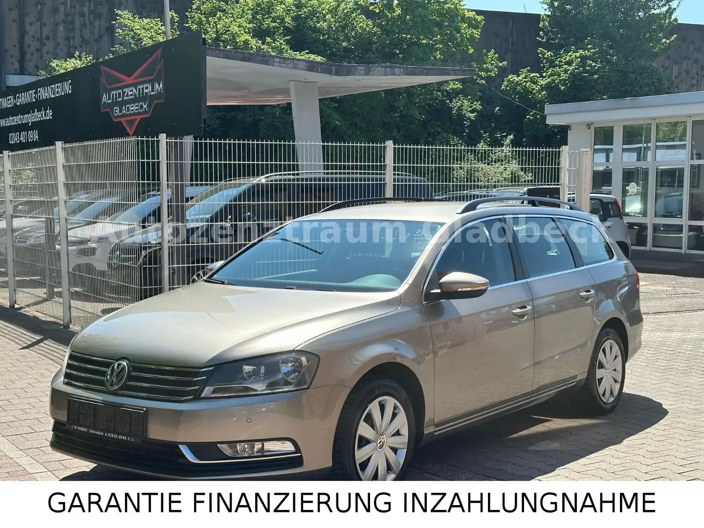 Volkswagen Passat Variant Trendline *PDC*SHZ*TÜV*GARANTIE* Braun - 1