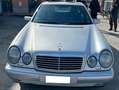 Mercedes-Benz E 200 Elegance Plateado - thumbnail 8