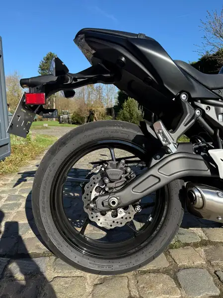 Kawasaki Z 650 - foto 7
