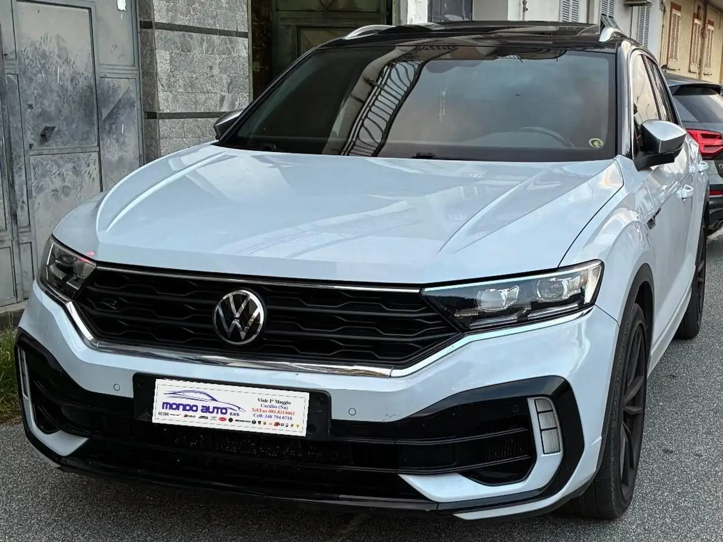Volkswagen T-Roc 2.0 TFSI 300 CV DSG 4 MOTION R Grigio - 2