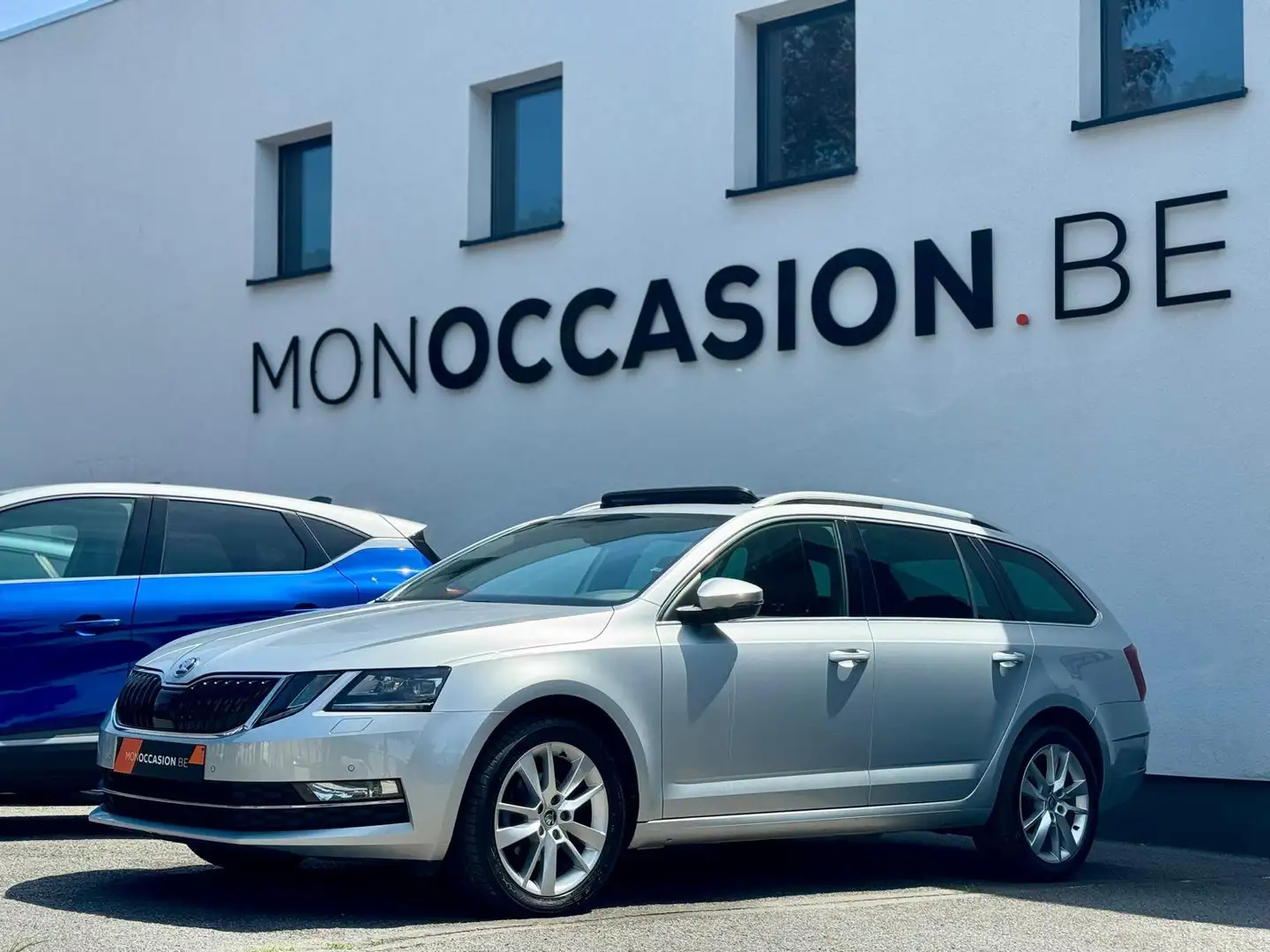 Skoda Octavia 1.6 TDI STYLE CAPTEURS GPS TOIT OUVRANT PHARES LED Grey - 1