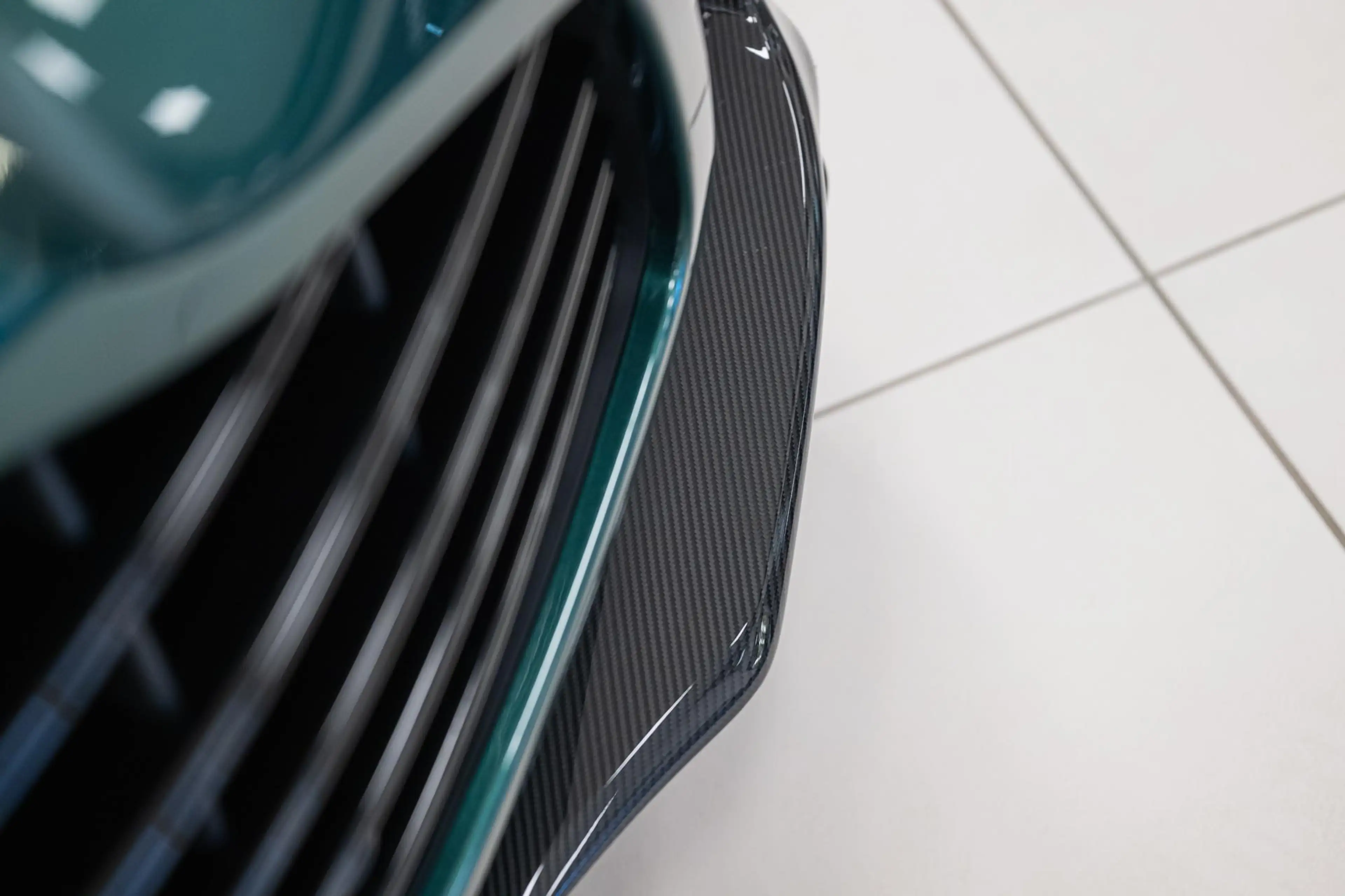 Aston Martin DBX 4.0 V8 707 | Full Options | MY2025 | Full Carbon F — photo 9