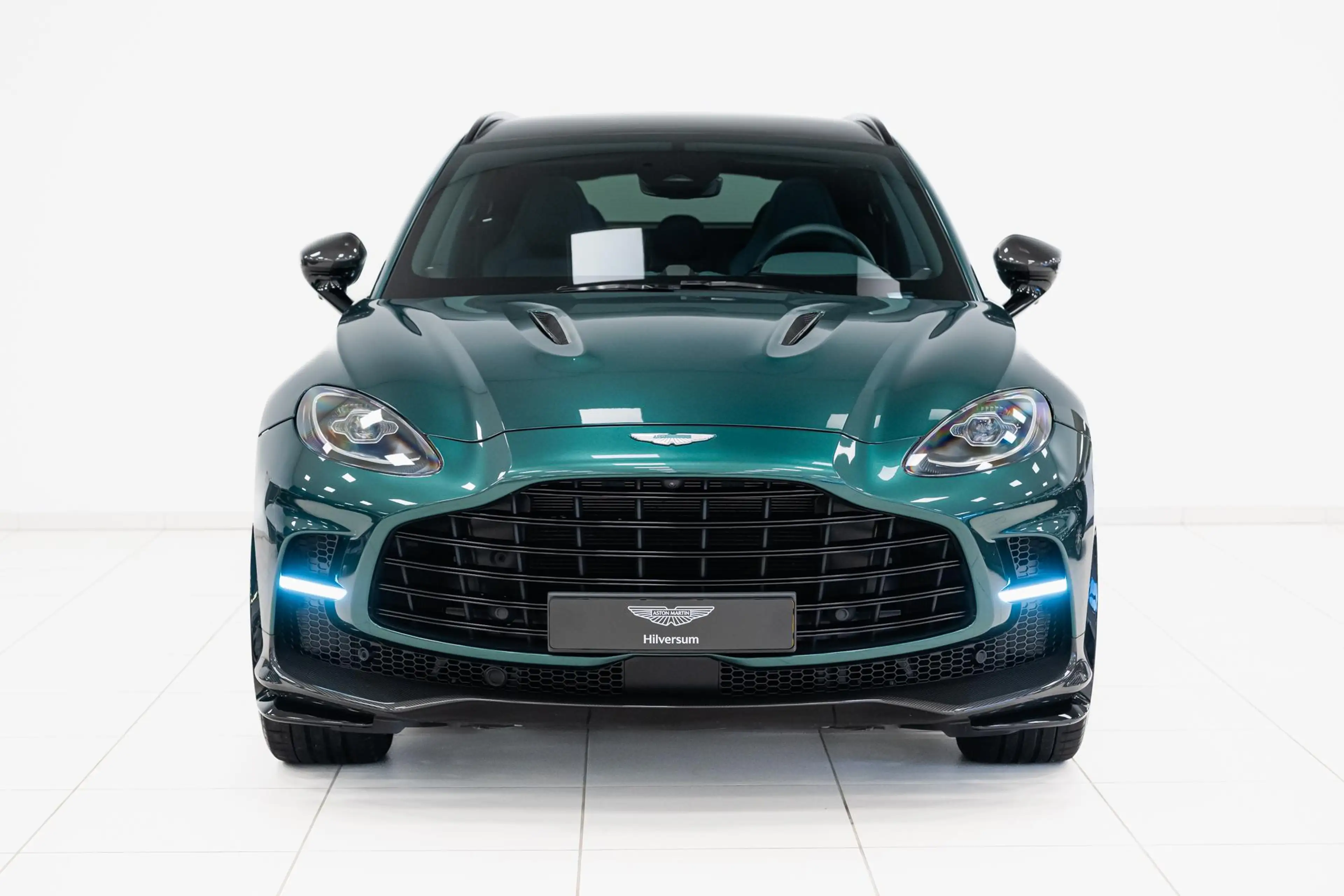 Aston Martin DBX 4.0 V8 707 | Full Options | MY2025 | Full Carbon F — photo 3