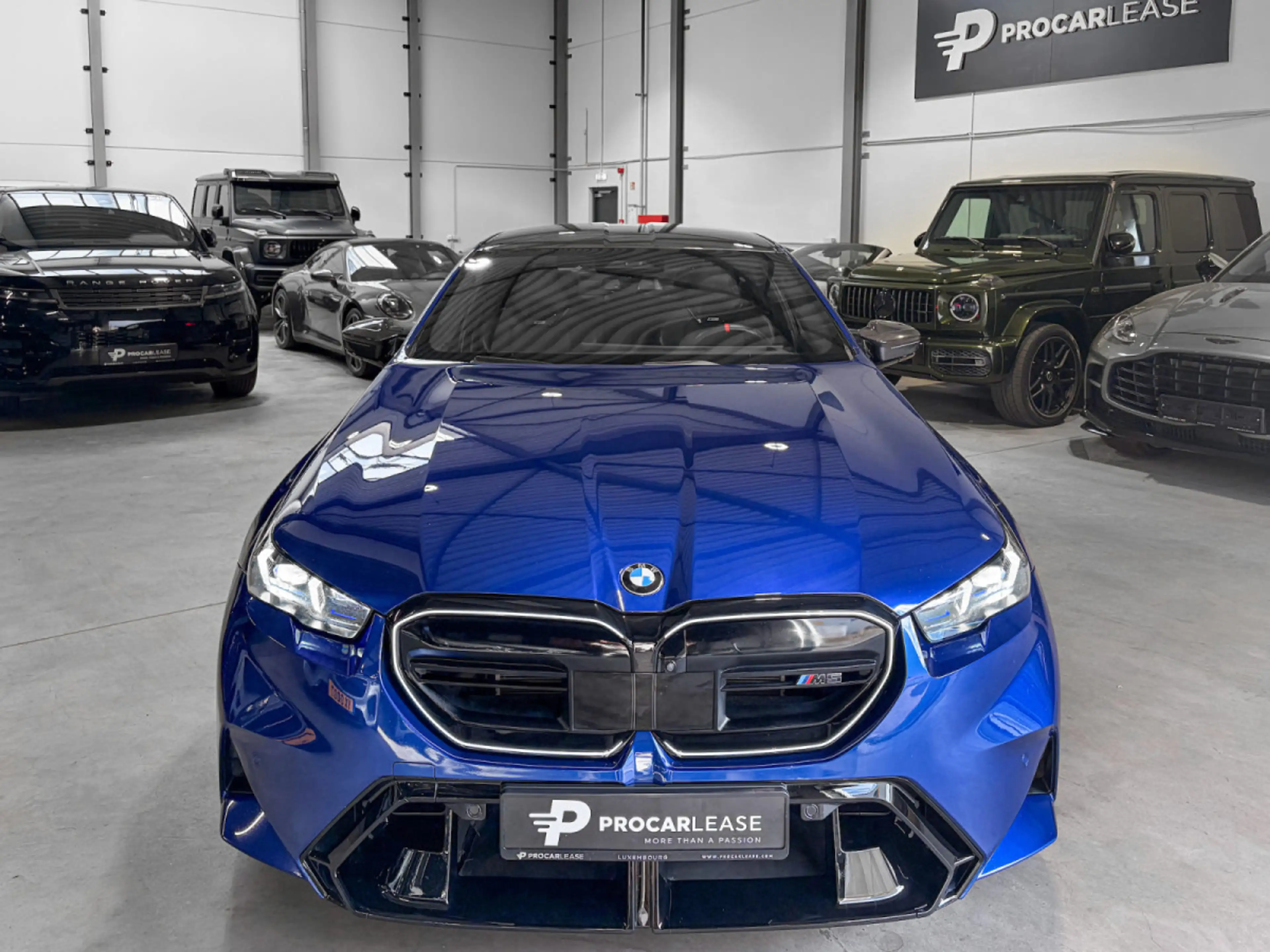 BMW M5 BMW M5 727 CH FACELIFT - M CARBON - BOWERS & WILKI — photo 3