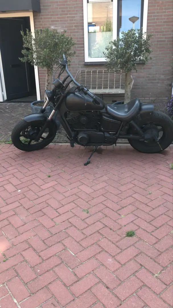 Honda VT 1100 Schwarz - 1