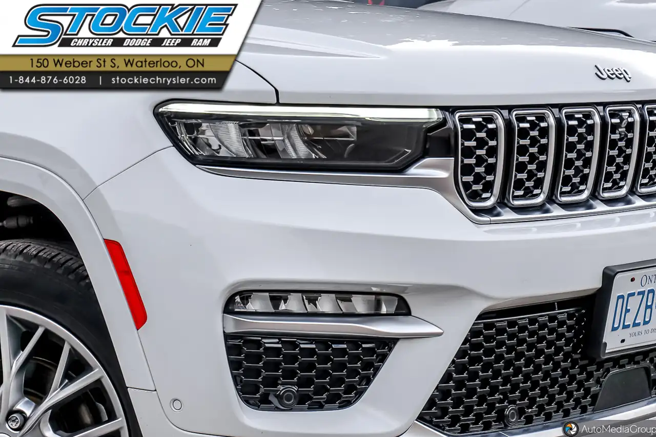 Jeep Grand Cherokee снимка Jeep Grand Cherokee