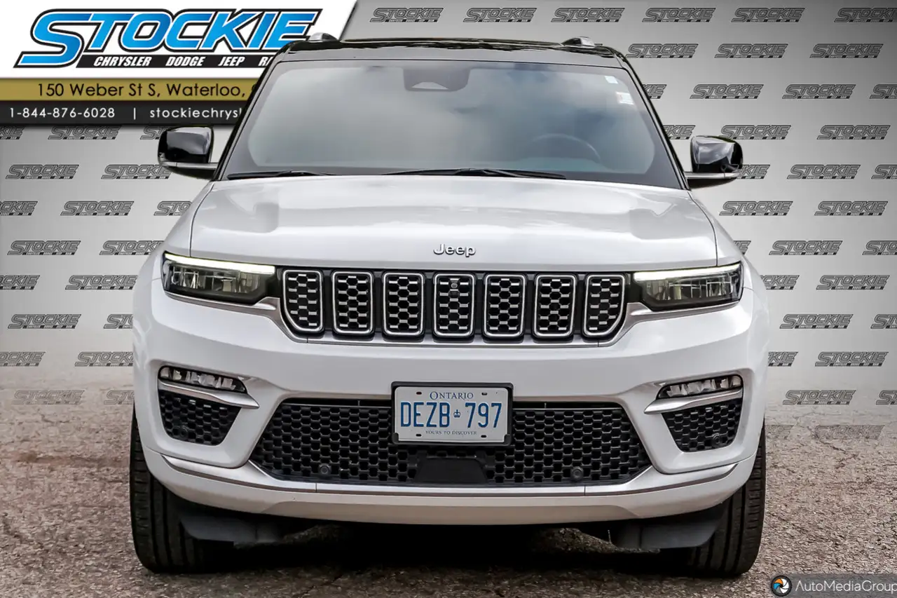 Jeep Grand Cherokee снимка Jeep Grand Cherokee