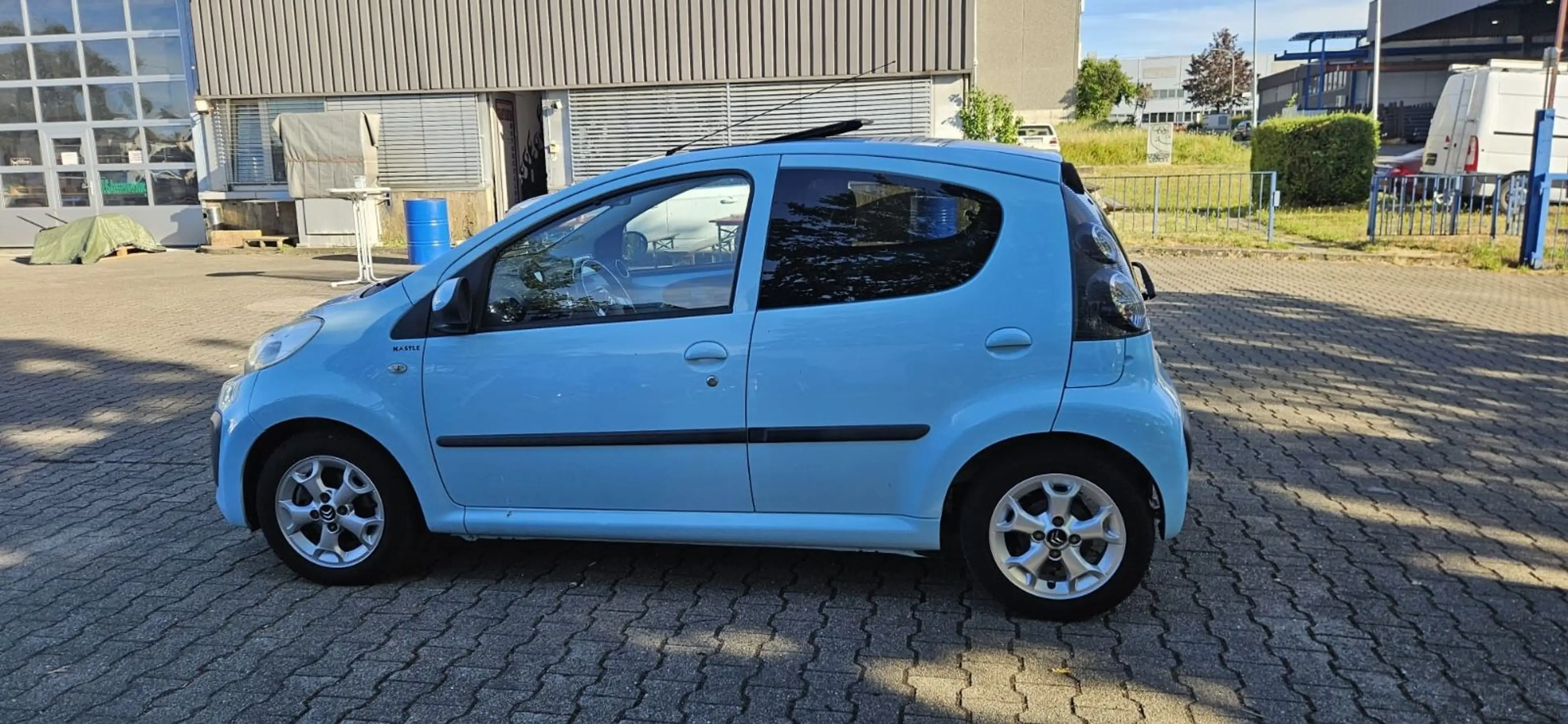Citroen C1 1.0 Attraction — photo 14