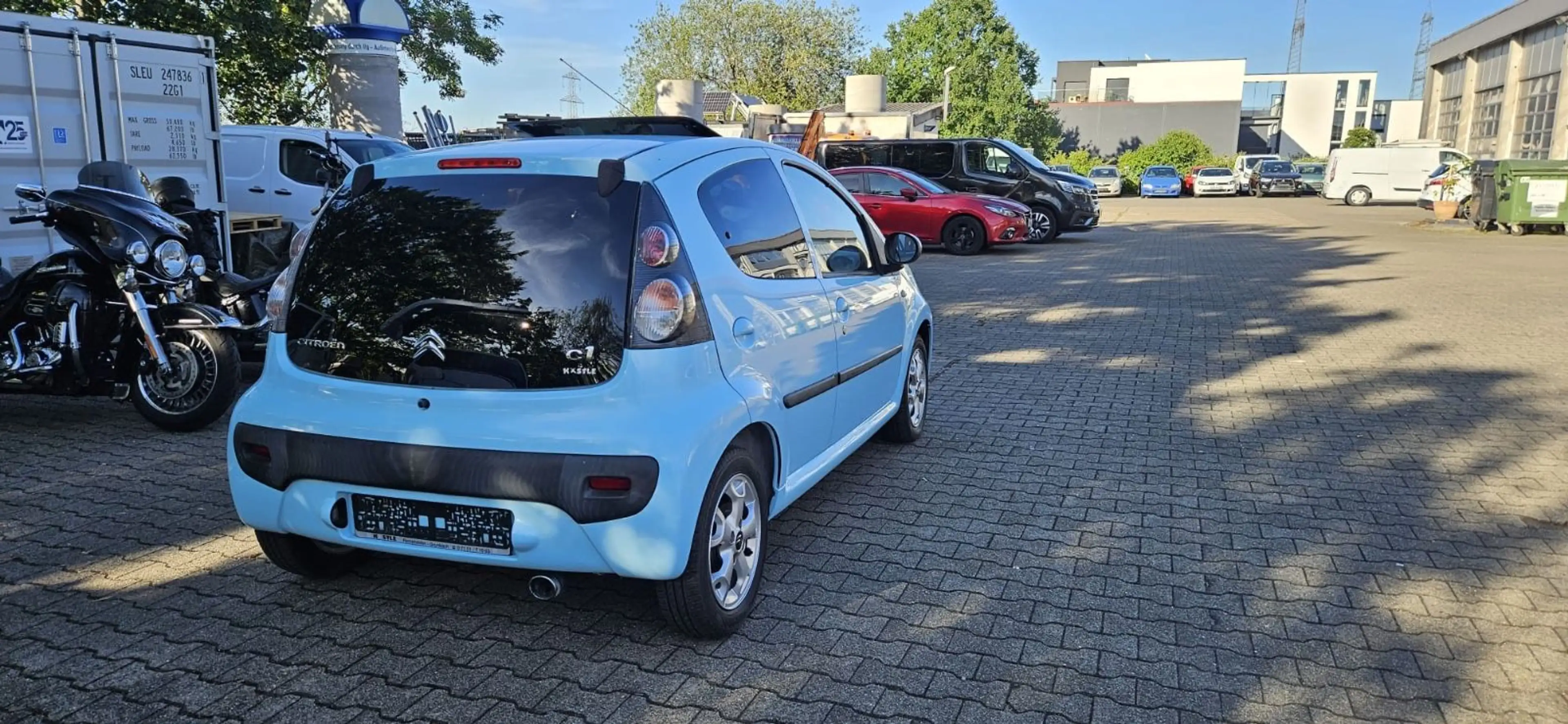 Citroen C1 1.0 Attraction — photo 10