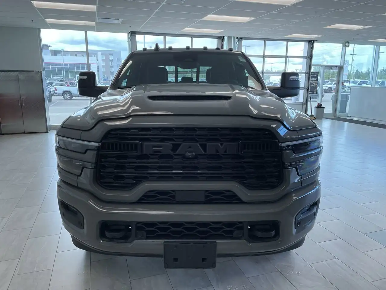 RAM 3500 снимка RAM 3500