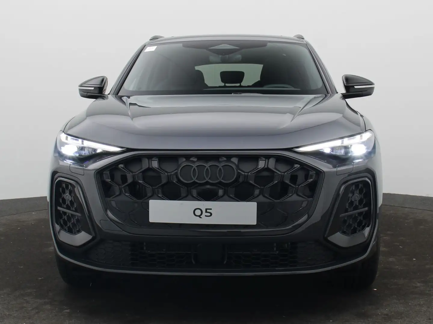Audi Q5 SUV editon one TDI quattro | Pano,B&O,Head-Up Grijs - 2