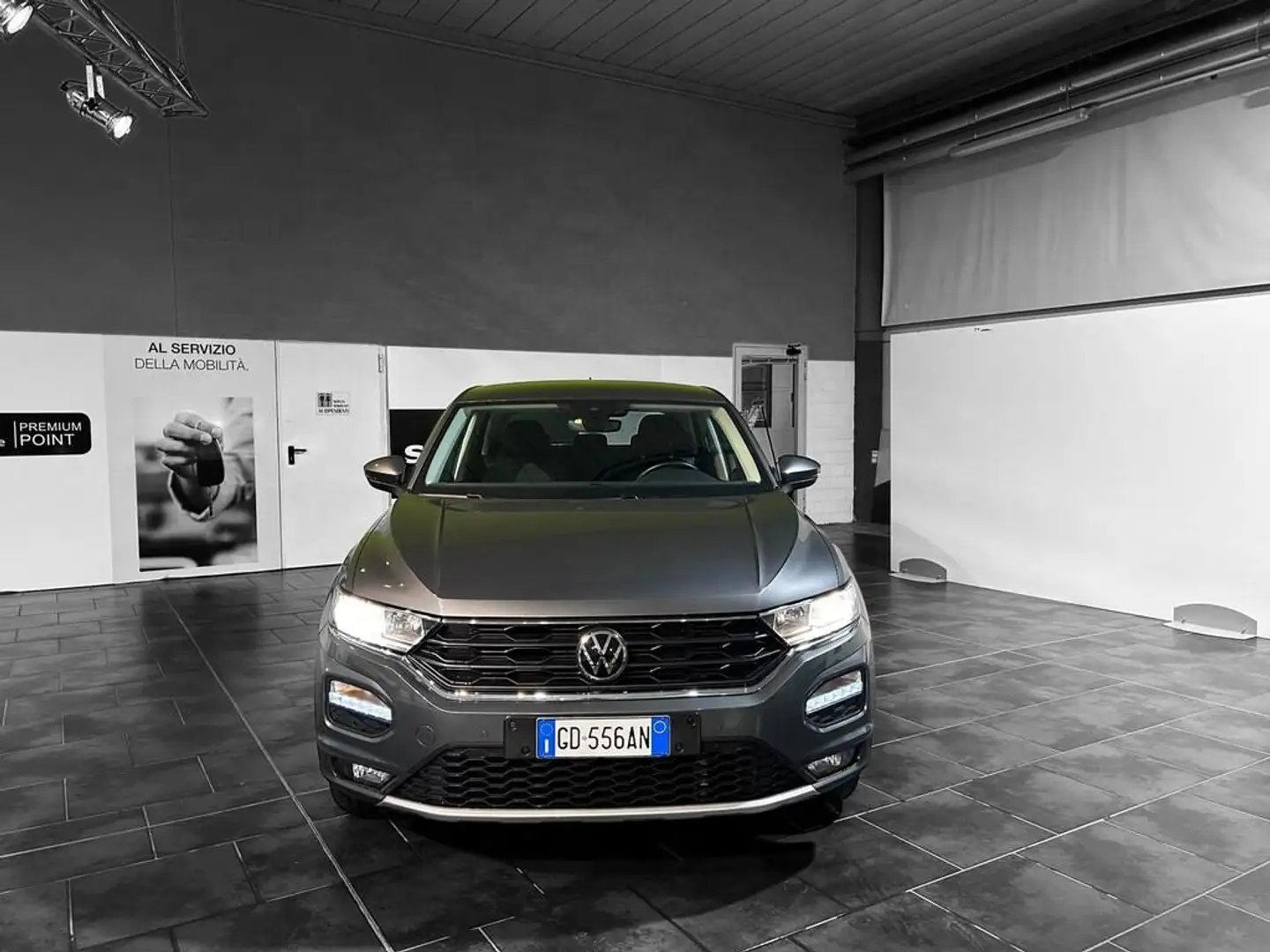 Volkswagen T-Roc 2.0 tdi Business 150cv dsg Grigio - 2