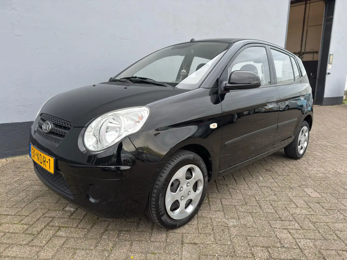 Kia Picanto 1.0 X-pect 5-Deurs - Nieuwe APK! Schwarz - 1