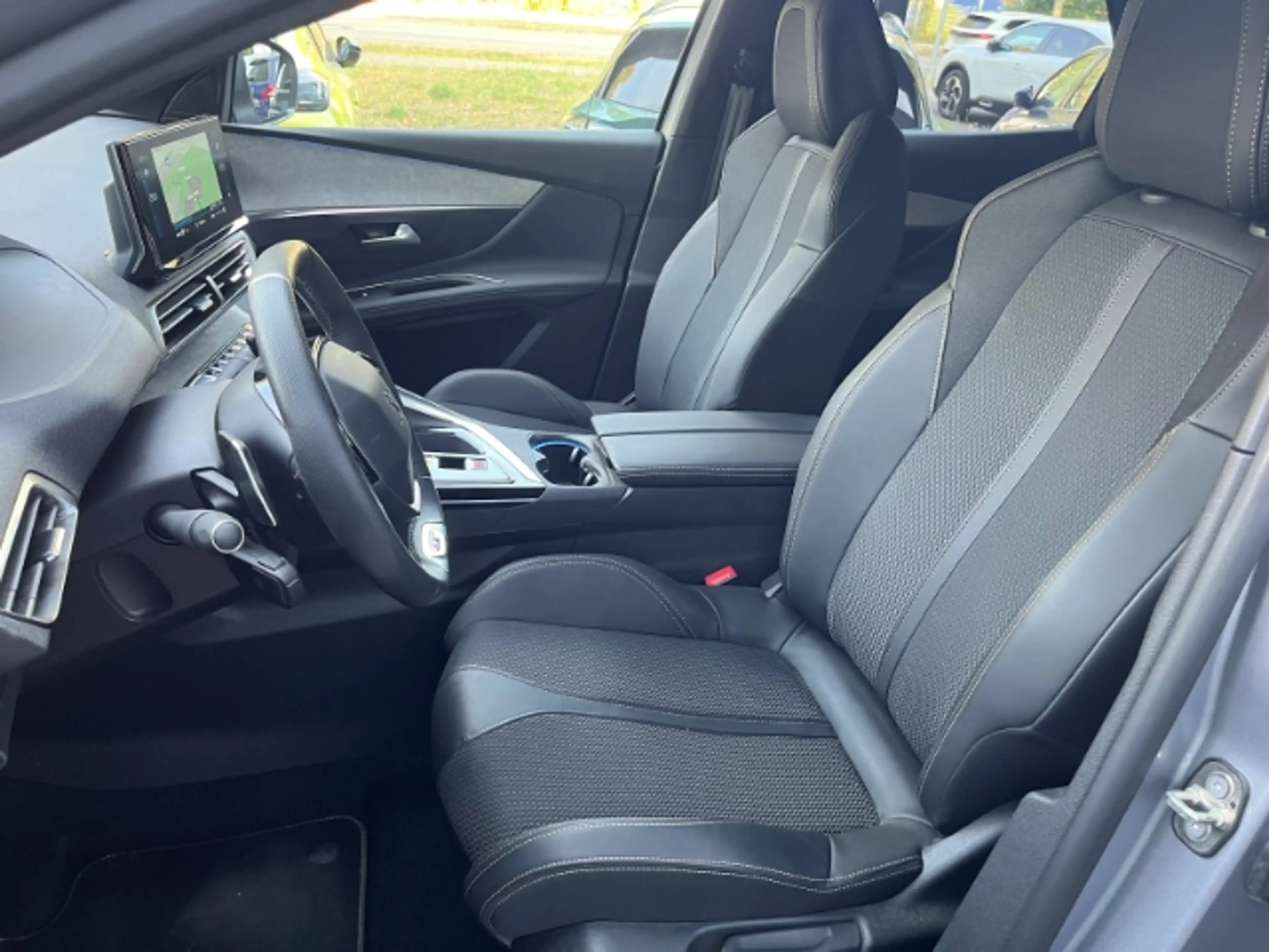 Peugeot 3008 Hybrid 136 GT Navi LED ACC Klima SHZ LM-Felgen — photo 12