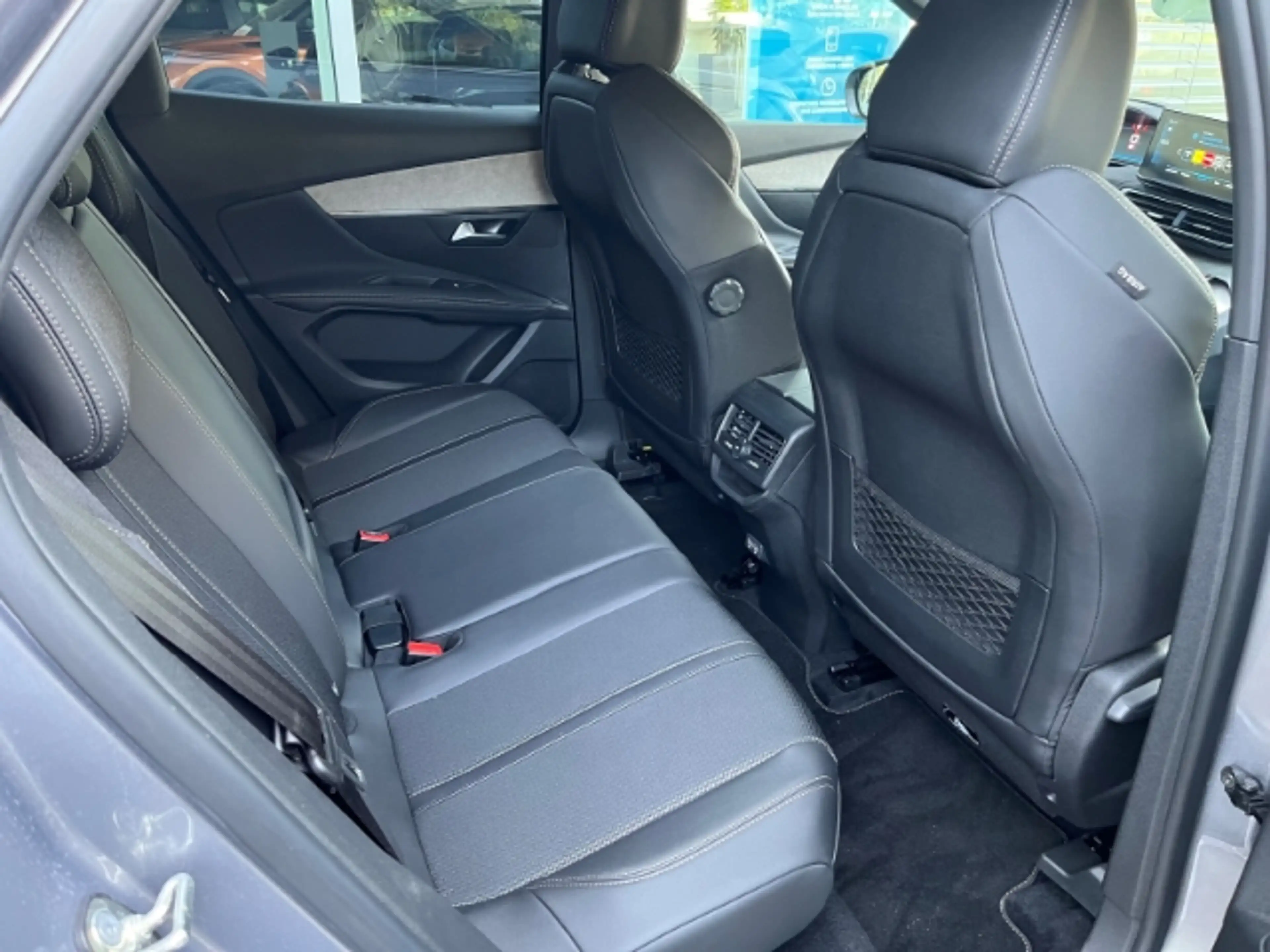 Peugeot 3008 Hybrid 136 GT Navi LED ACC Klima SHZ LM-Felgen — photo 6