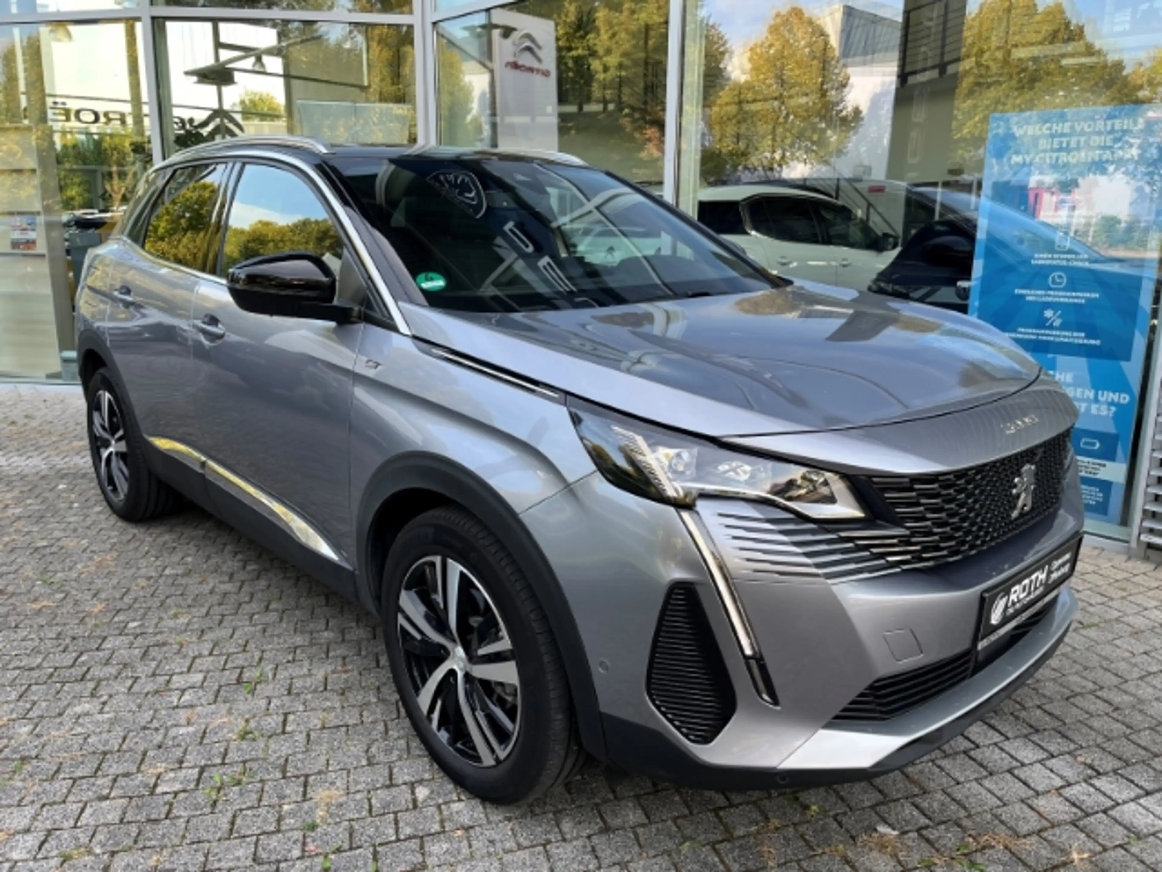 Peugeot 3008 Hybrid 136 GT Navi LED ACC Klima SHZ LM-Felgen