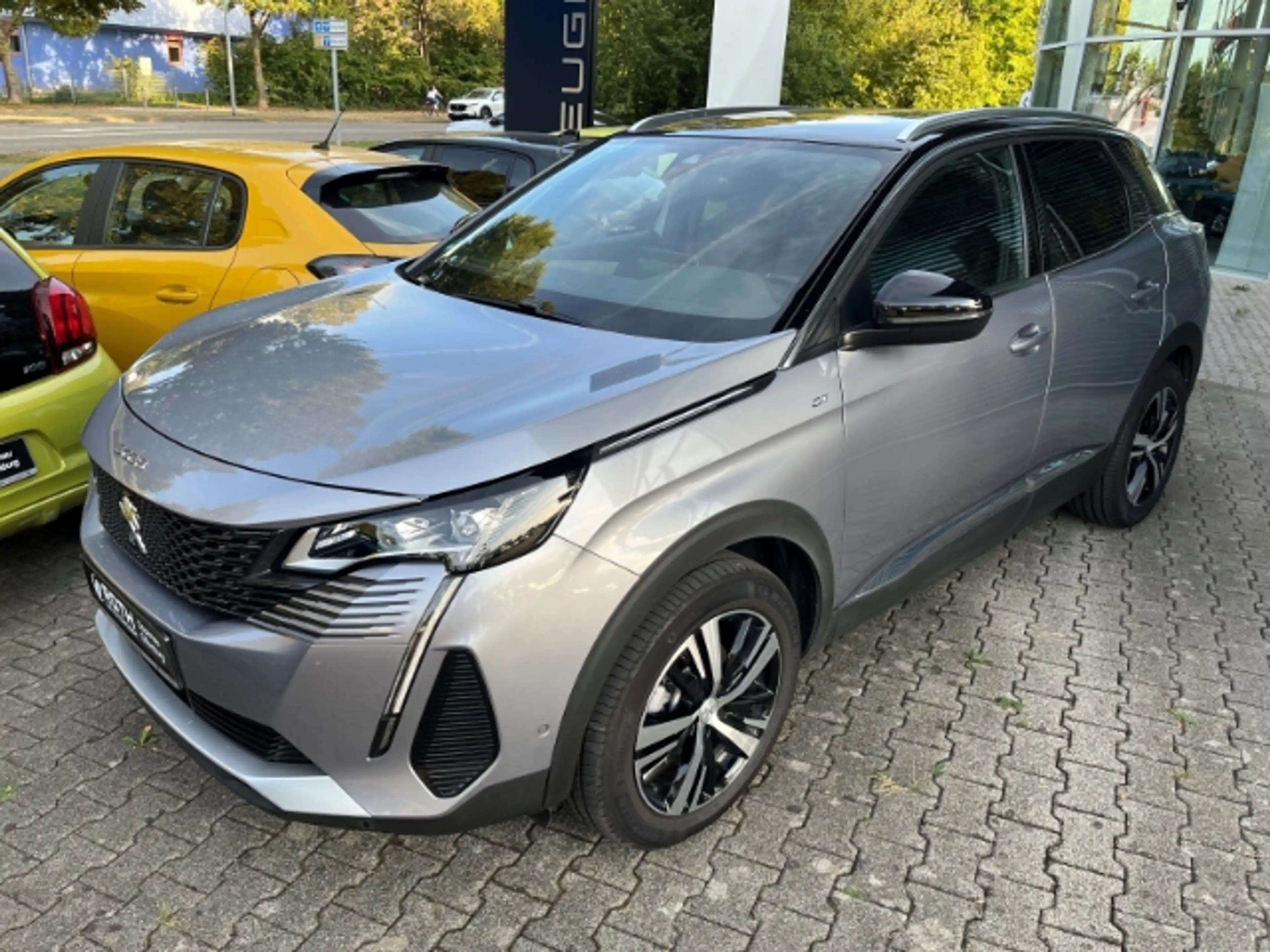 Peugeot 3008 Hybrid 136 GT Navi LED ACC Klima SHZ LM-Felgen — photo 2
