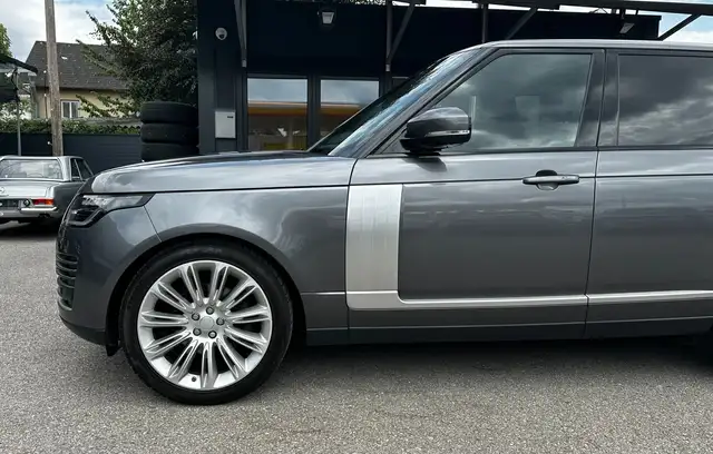 Land Rover Range Rover view 8