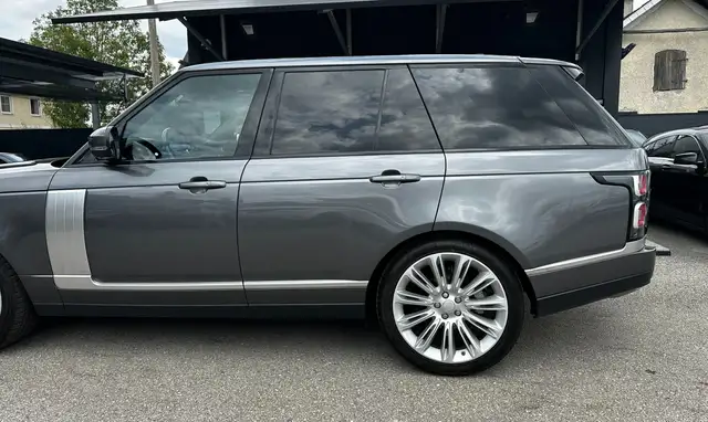 Land Rover Range Rover view 9