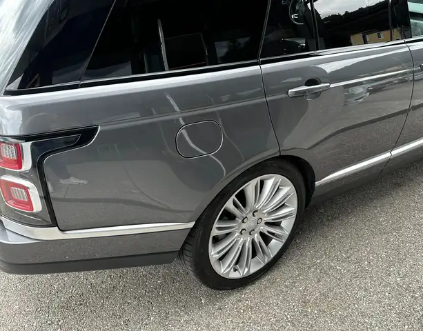 Land Rover Range Rover view 12