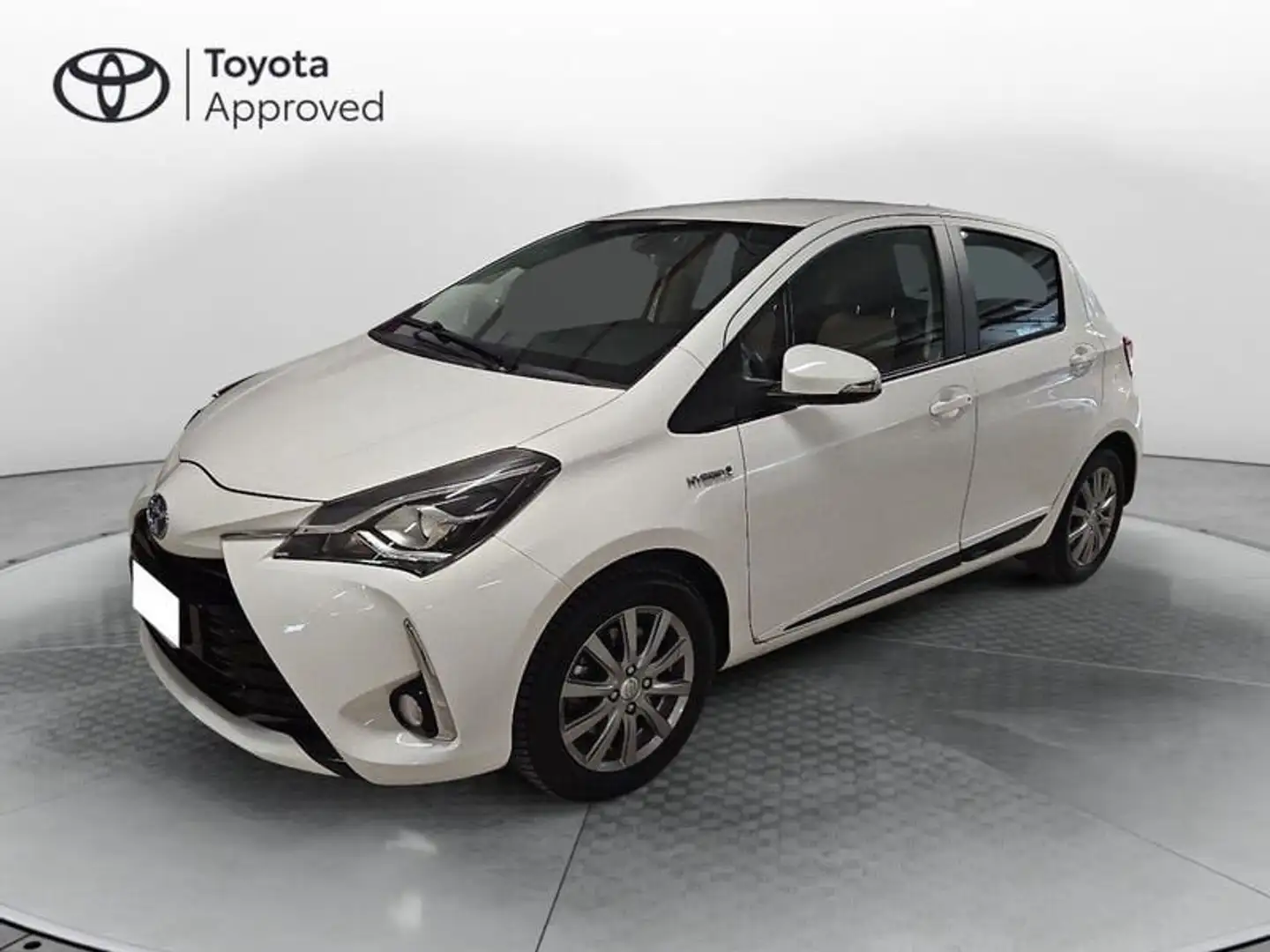 Toyota Yaris 1.5 Hybrid 5 porte Active - 1