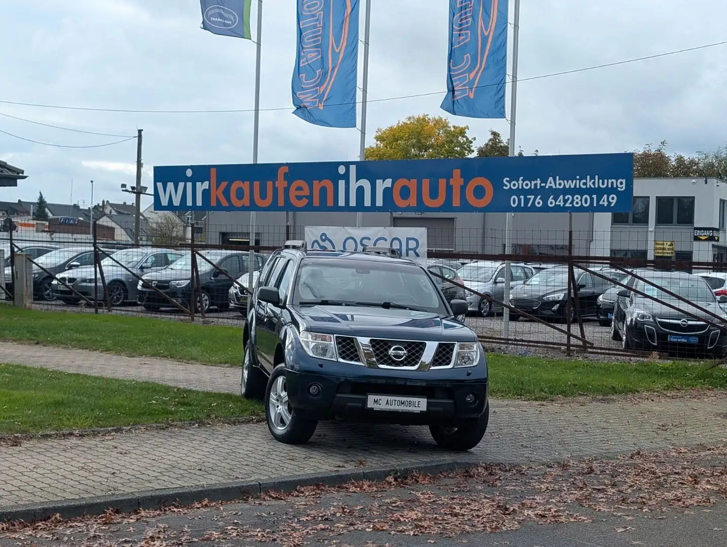 Nissan Pathfinder 2.5 dCi Elegance*AUTOMATIK*1-HAND*7-SITZE*AHK !! Albastru - 1