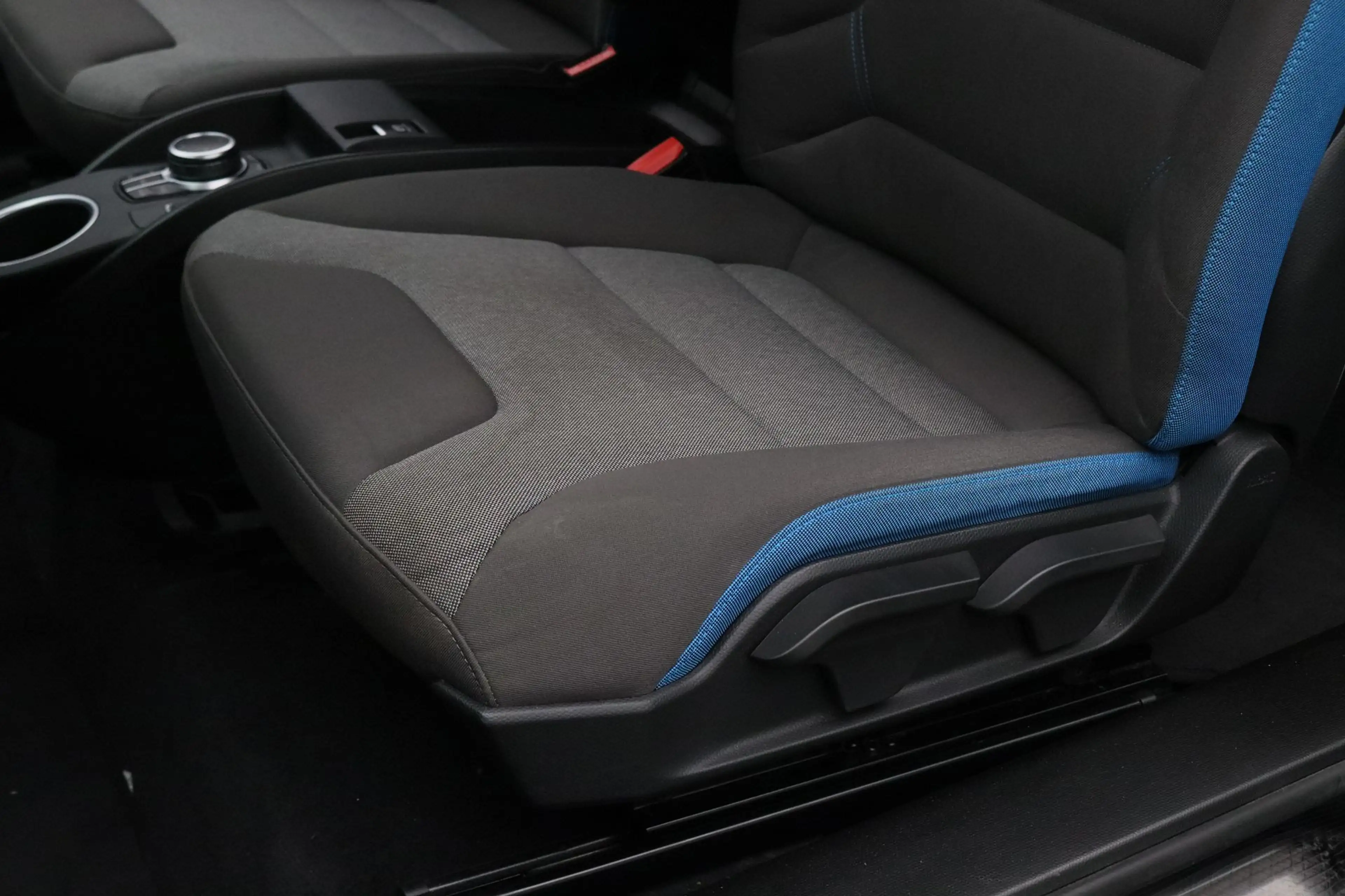 BMW i3 Business Edition 120Ah 42 kWh — photo 4