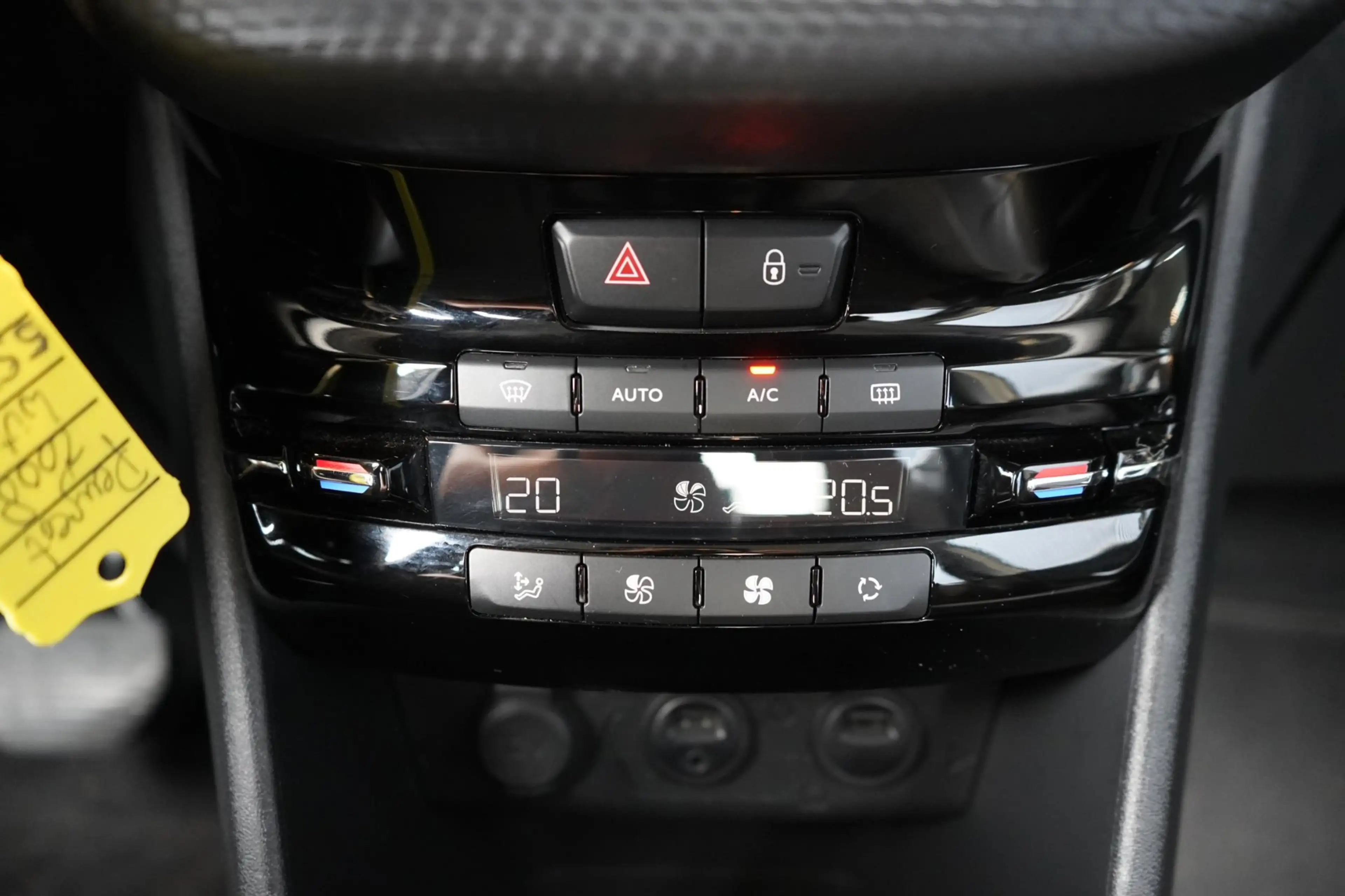 Peugeot 2008 1.6 VTi Allure | AUTOMAAT | CRUISE | TREKHAAK | PD — photo 22