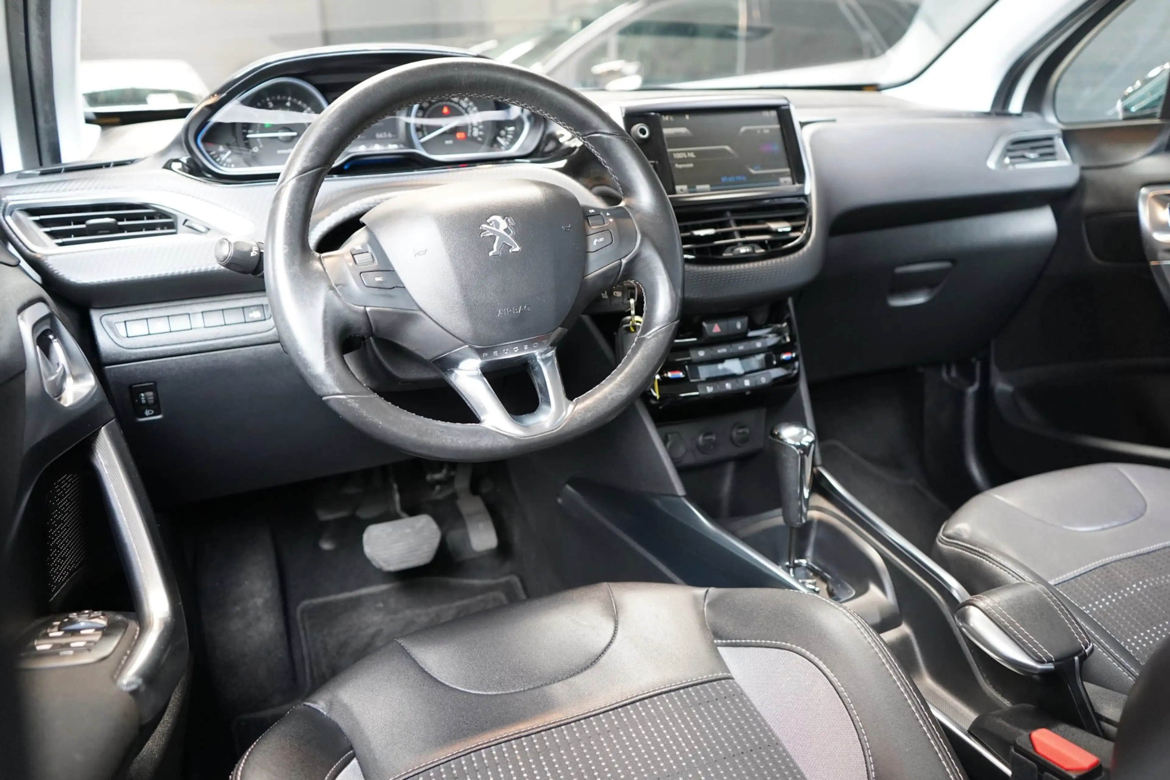 Peugeot 2008 1.6 VTi Allure | AUTOMAAT | CRUISE | TREKHAAK | PD — photo 12