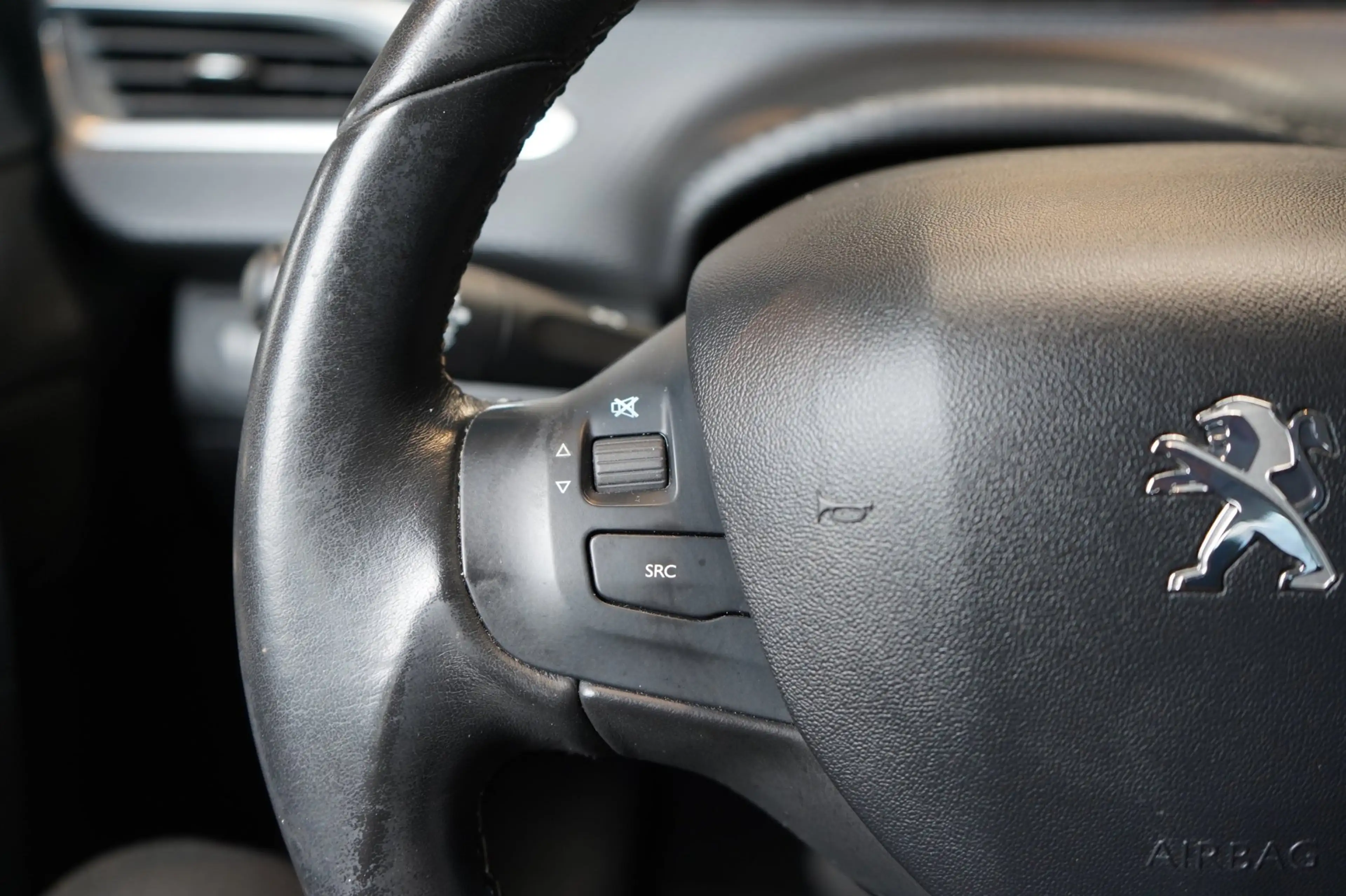 Peugeot 2008 1.6 VTi Allure | AUTOMAAT | CRUISE | TREKHAAK | PD — photo 18