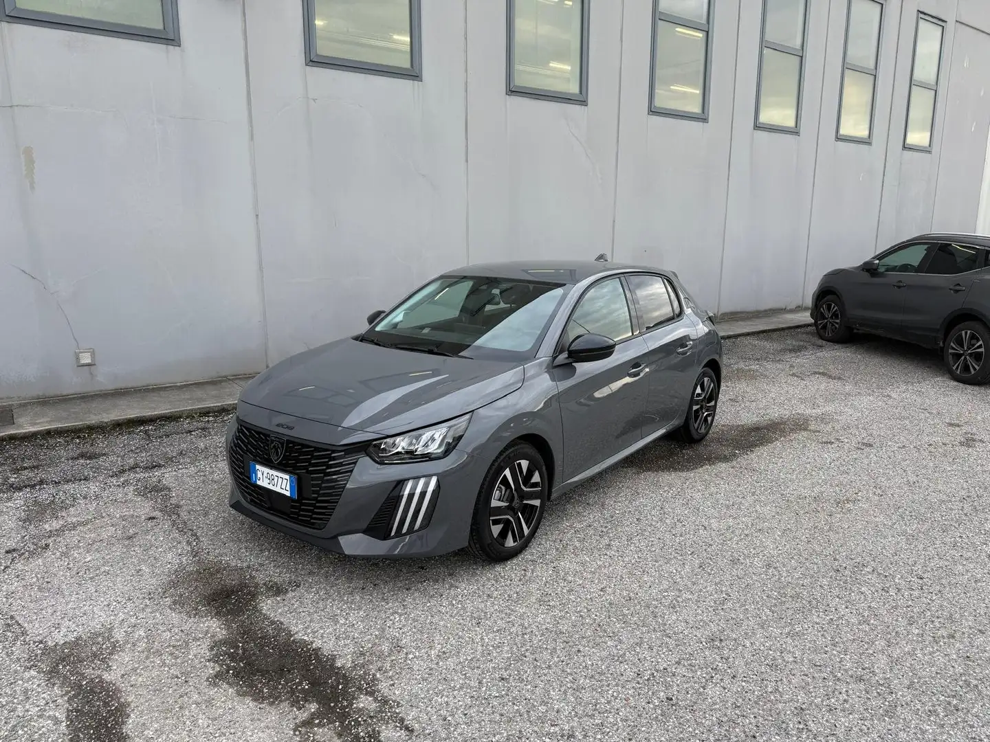 Peugeot 208 1.2 puretech Allure 100 CV "SPOTICAR" Gris - 1