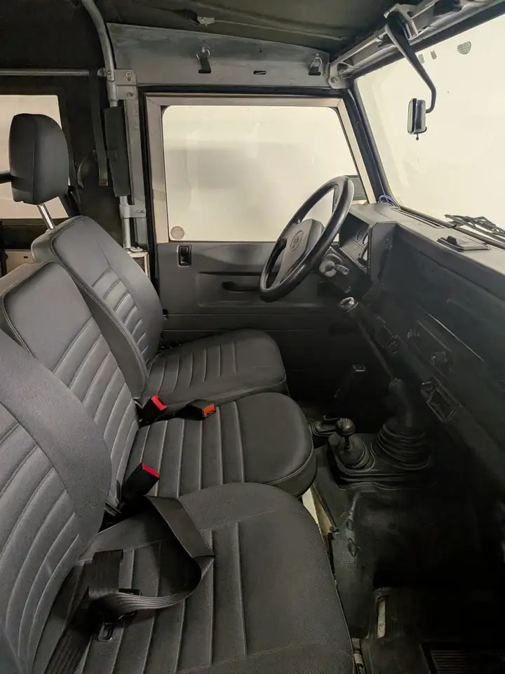 Land Rover Defender 90 2.5 tdi Soft & Hard Top, foto 5