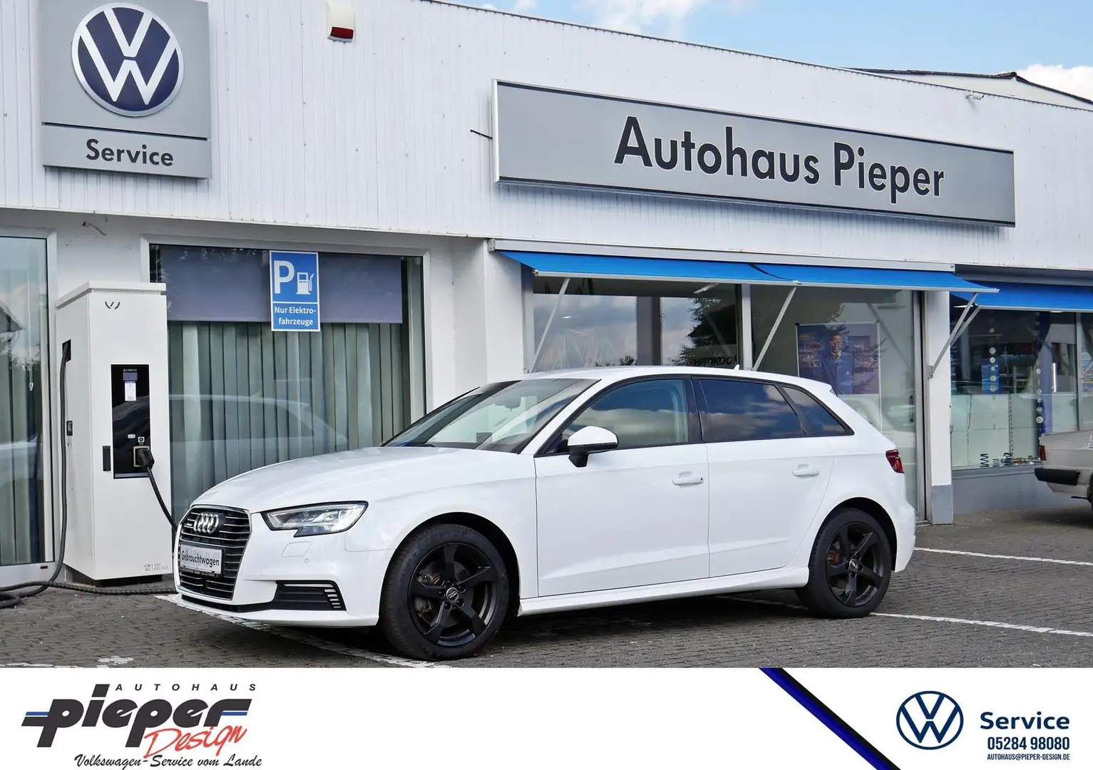 Audi A3 Sportback 1.4 TFSI e-tron Sport B&Olufsen Stand... Blanc - 1
