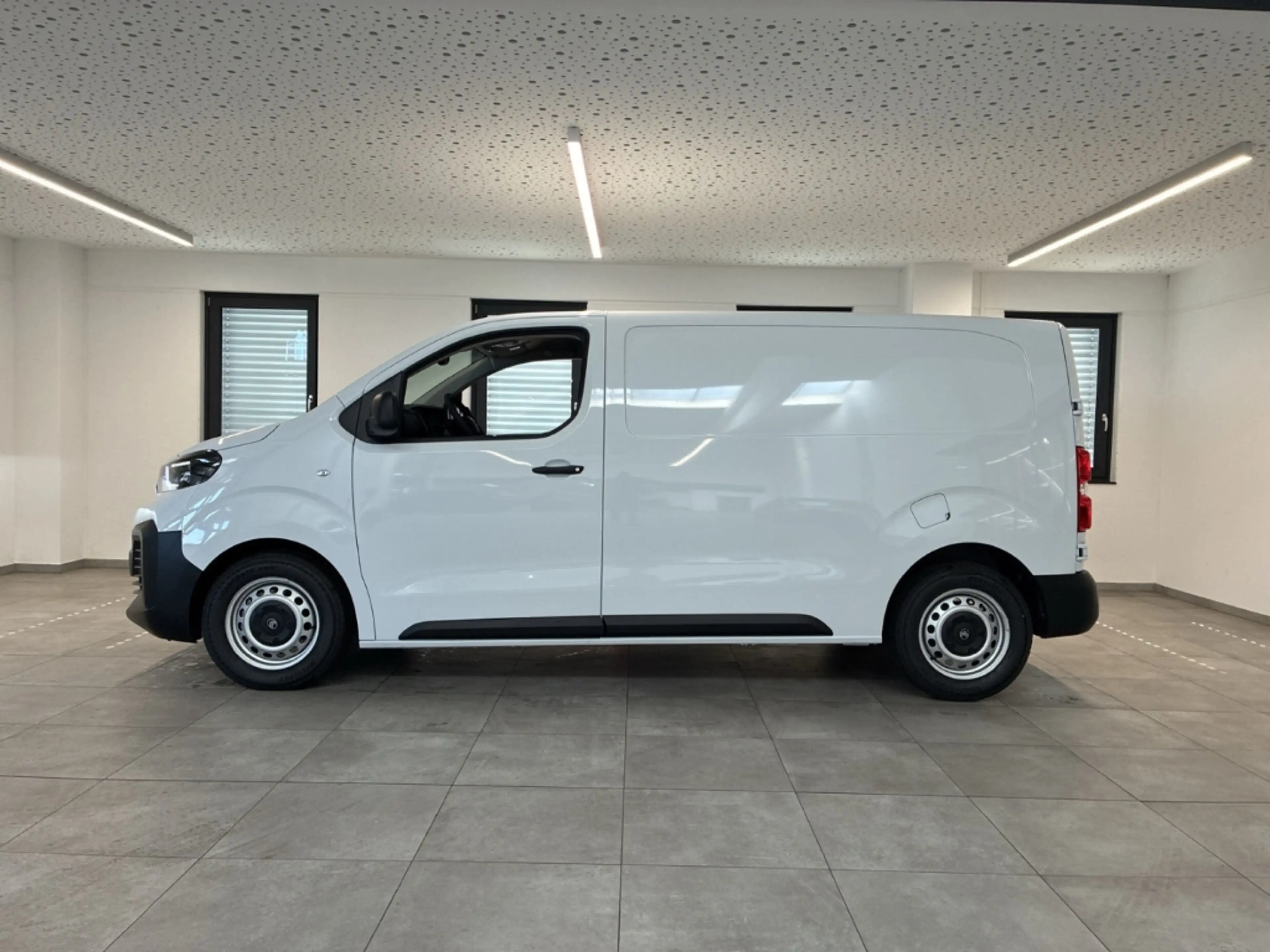 Citroen Jumpy Kasten 2.2 D180 M (L2) AT8 LED PDC KAM KLIMA — photo 2