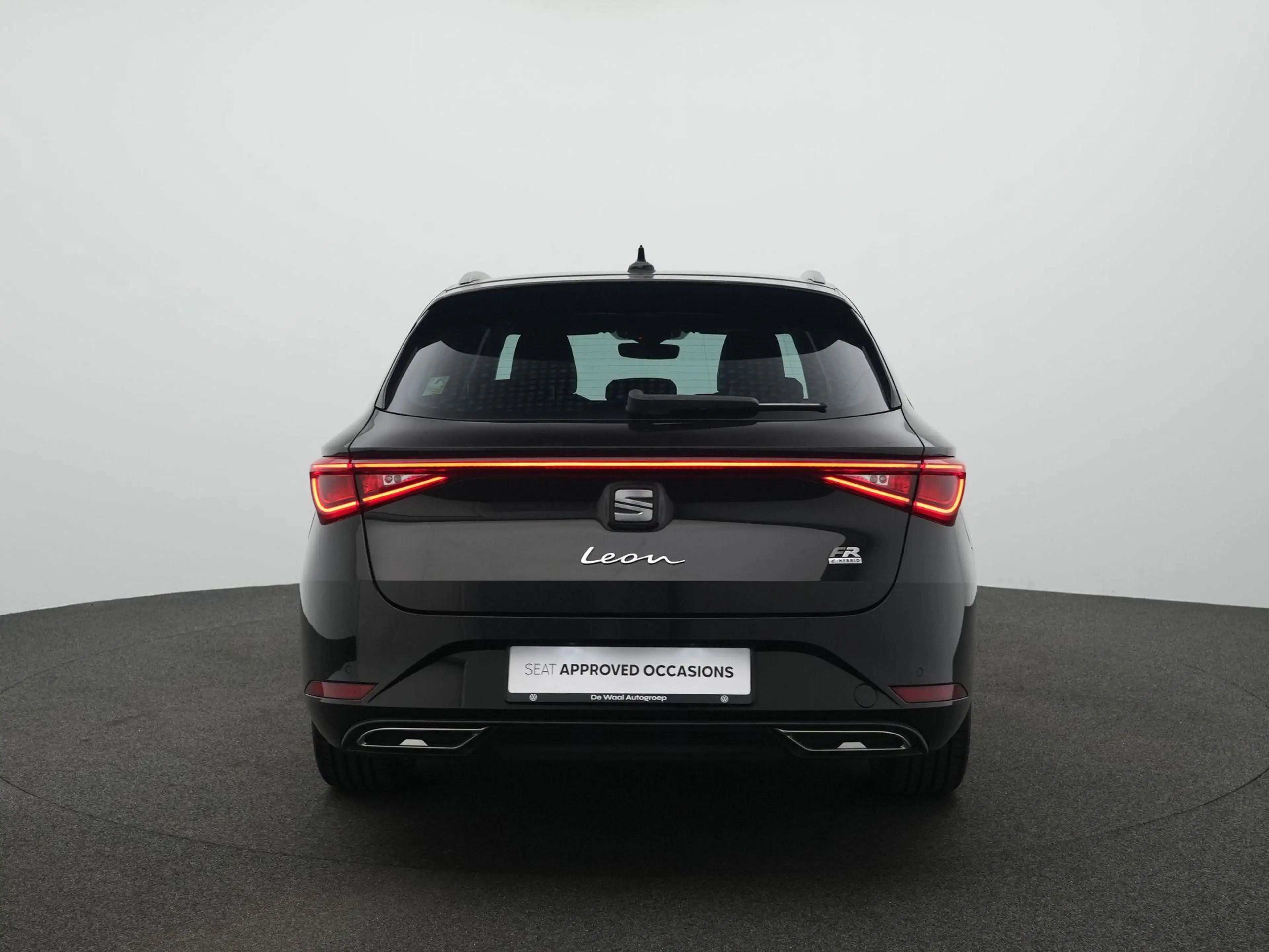 SEAT Leon e-Hybrid Sportstourer 1.4 TSI 204pk eHybrid PHEV FR | Trekh — photo 6
