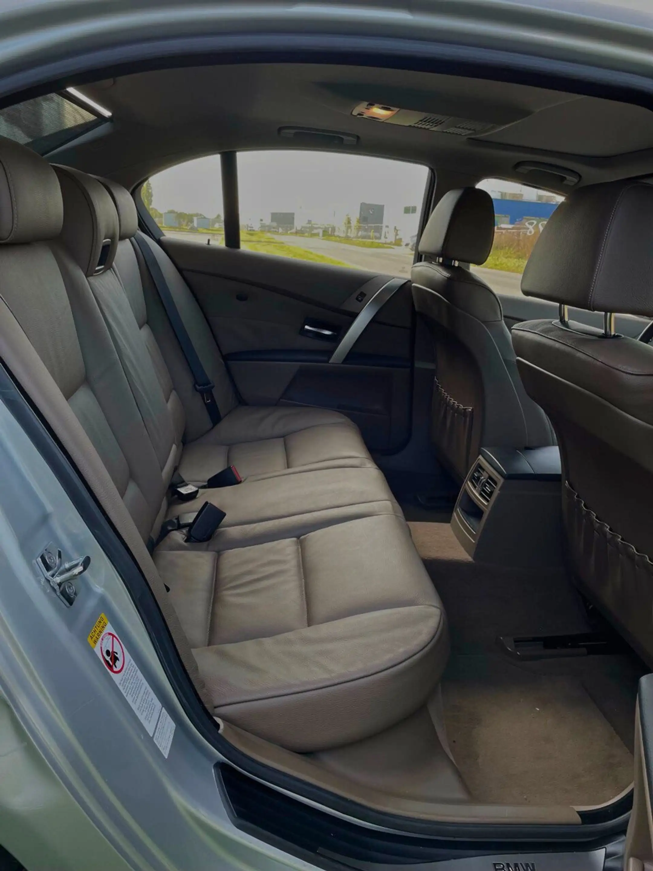 BMW 530 530i — photo 13
