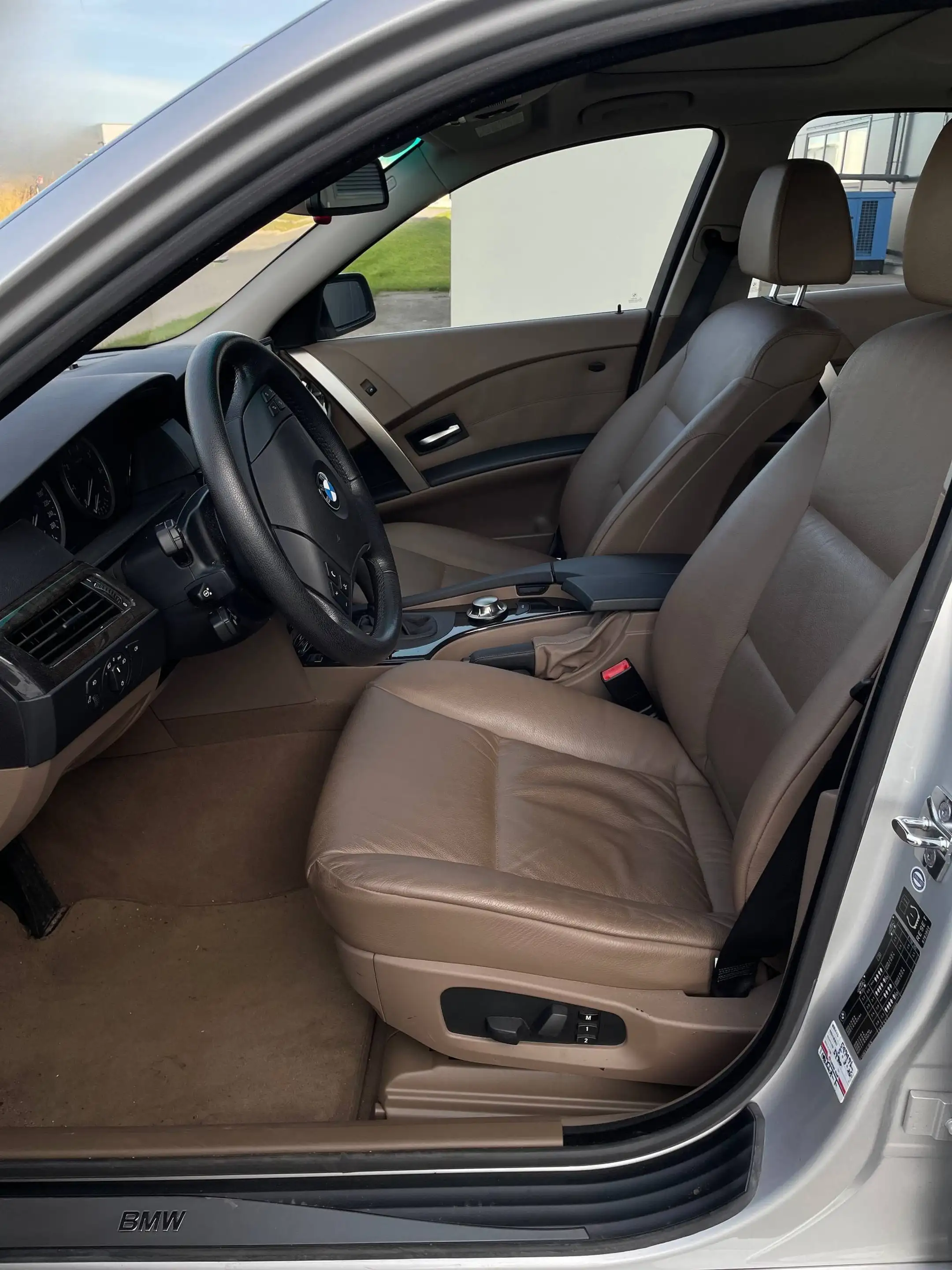 BMW 530 530i — photo 7