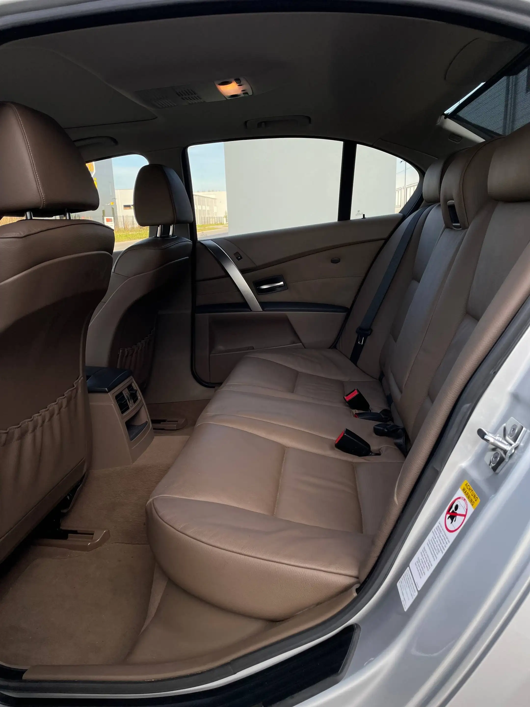 BMW 530 530i — photo 14