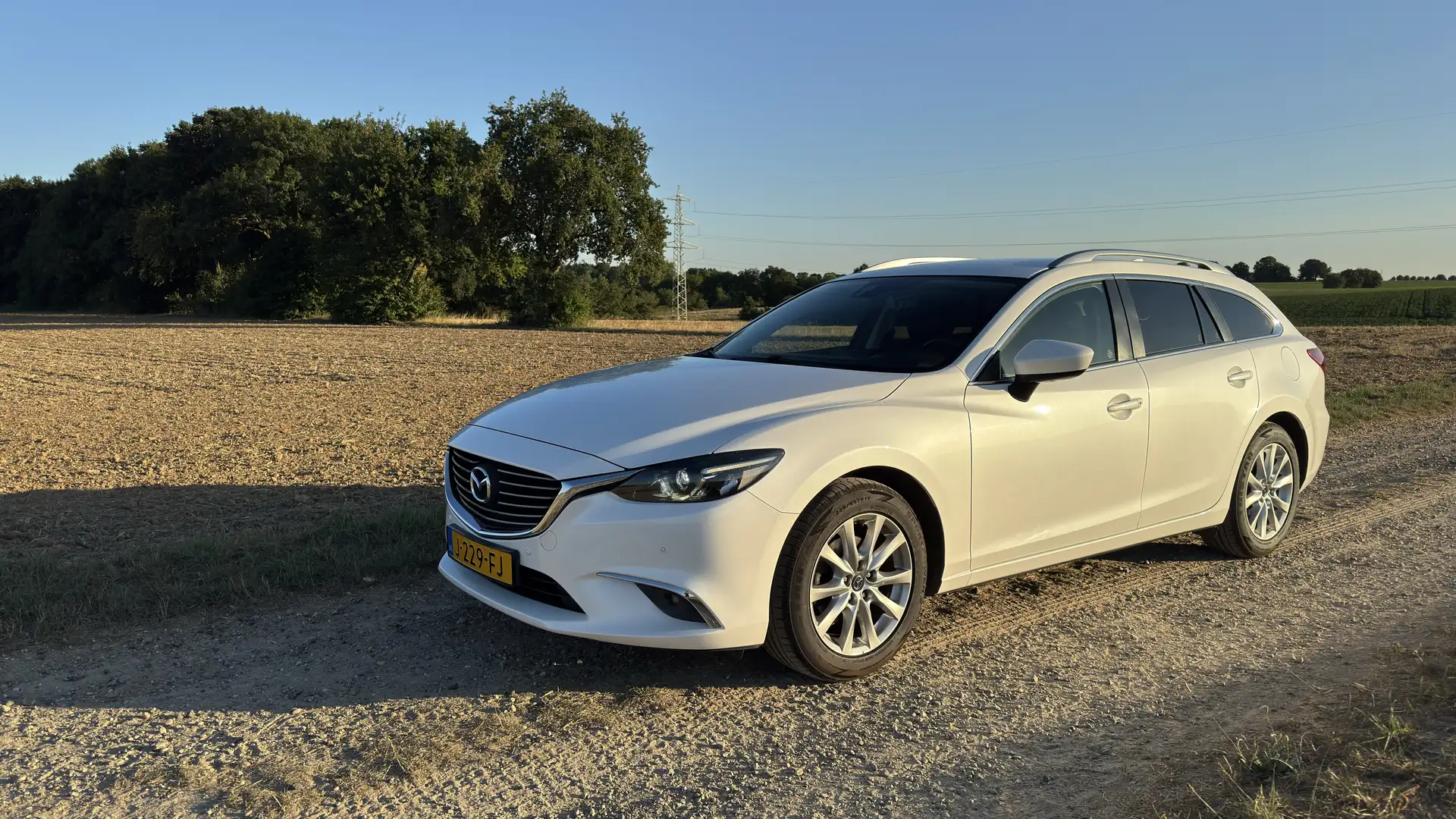 Mazda 6 2.0 Sk.Ac-G 145 TS Wit Trekhaak Carplay Wit - 1