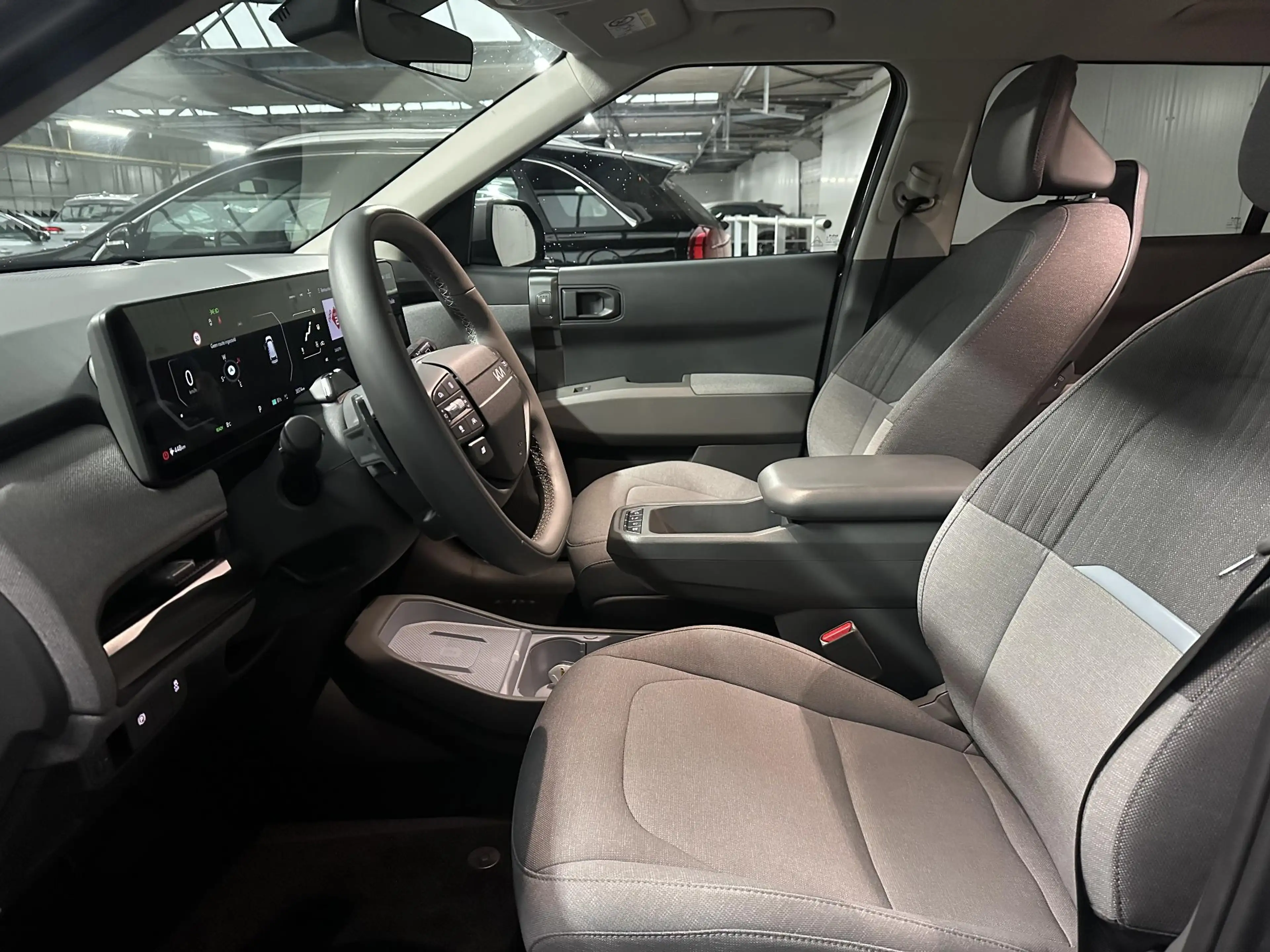 Kia EV3 Plus 81.4 kWh — photo 2