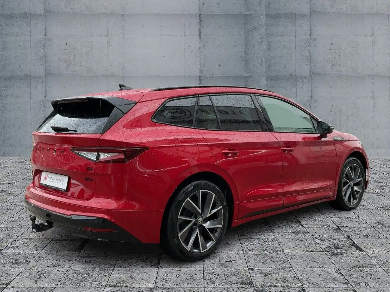 Skoda Enyaq iV 80x Sportline LEDER+NAV+AHK+PANO+CANTON, миниатюра 6