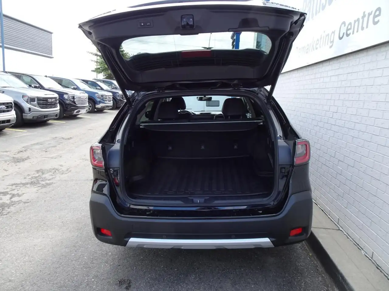 Subaru OUTBACK photo Subaru OUTBACK