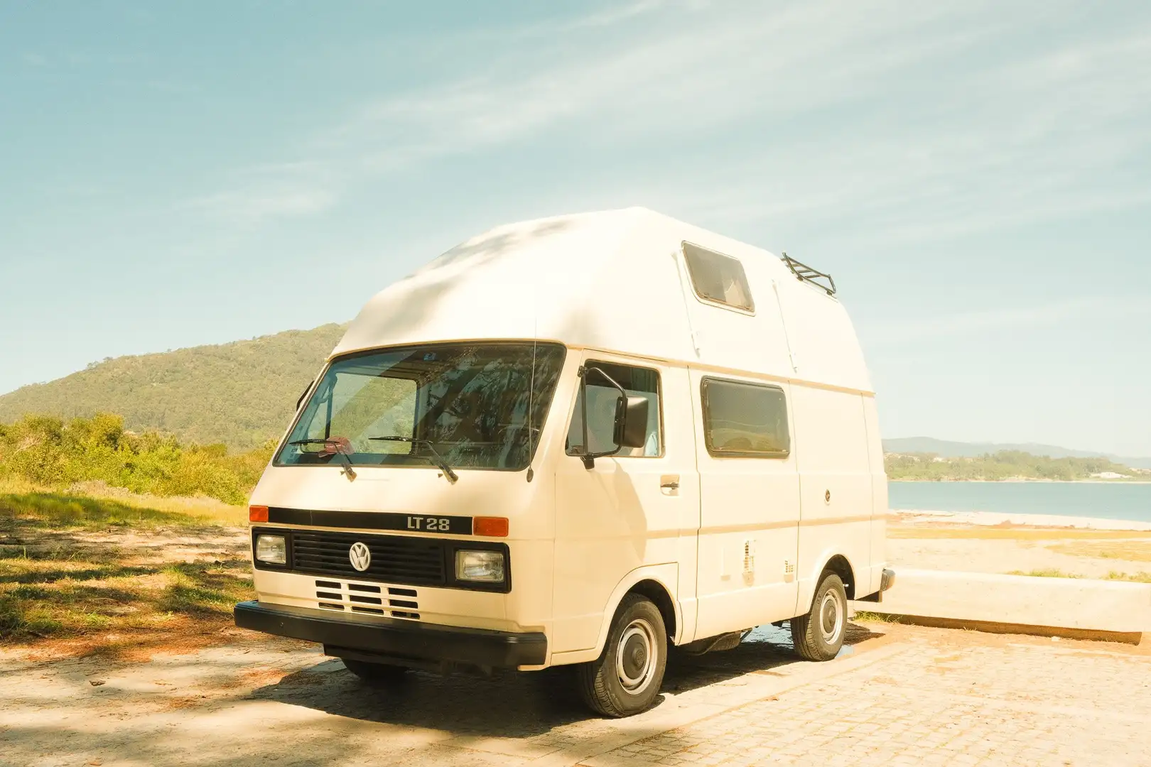 Volkswagen LT LT 28 2.4D Furgón Beige - 1