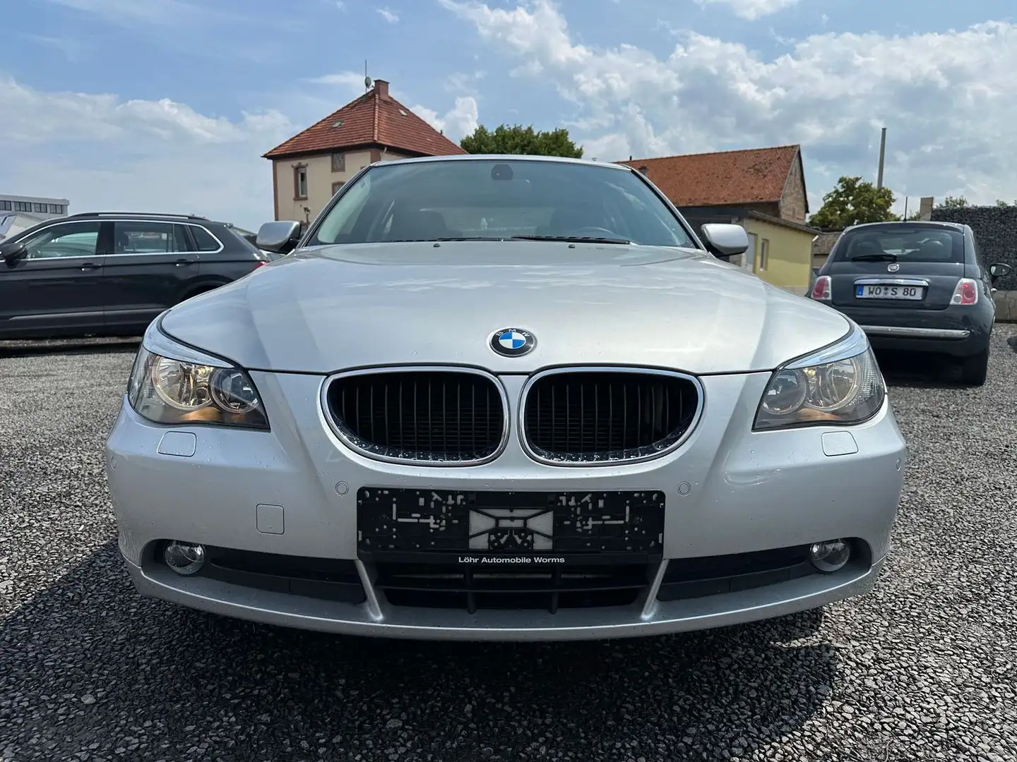 BMW 523 i  Automatik  Leder  Navi  PDC Plateado - 2