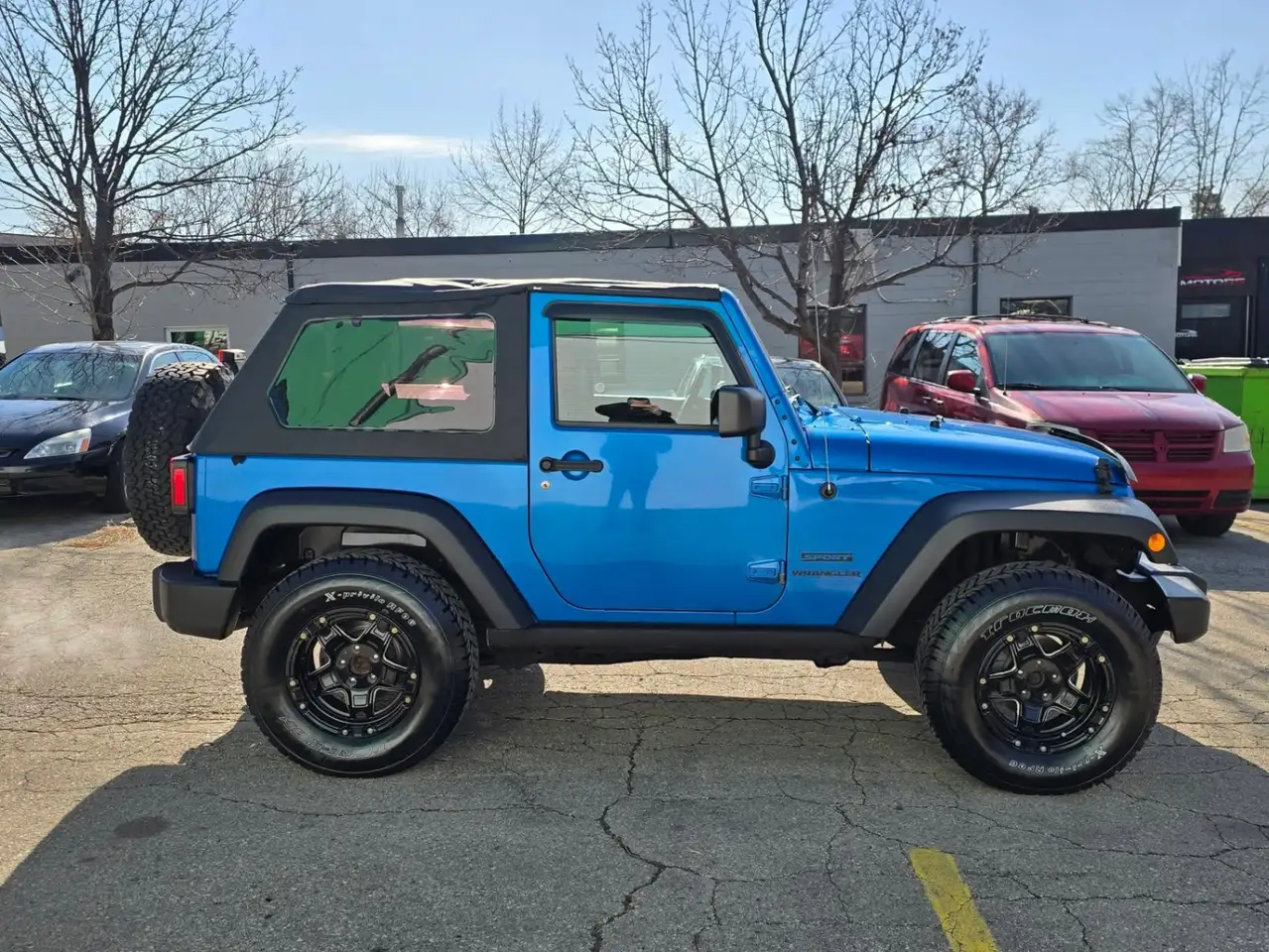 Jeep Wrangler снимка Jeep Wrangler