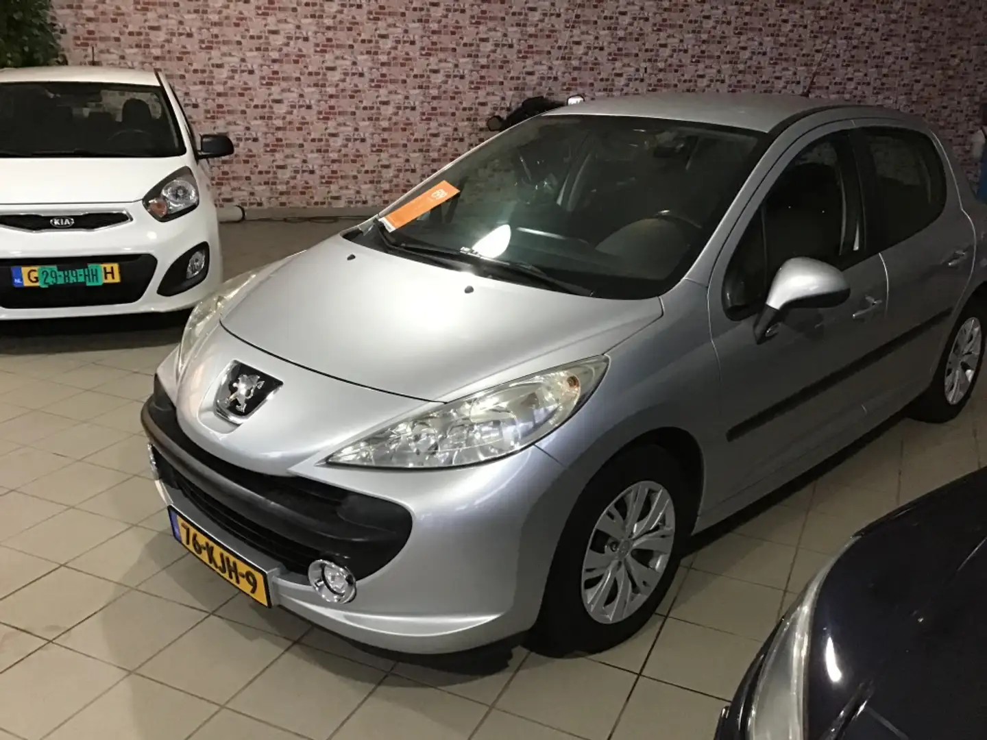 Peugeot 207 1.4-16V X-line Gris - 1