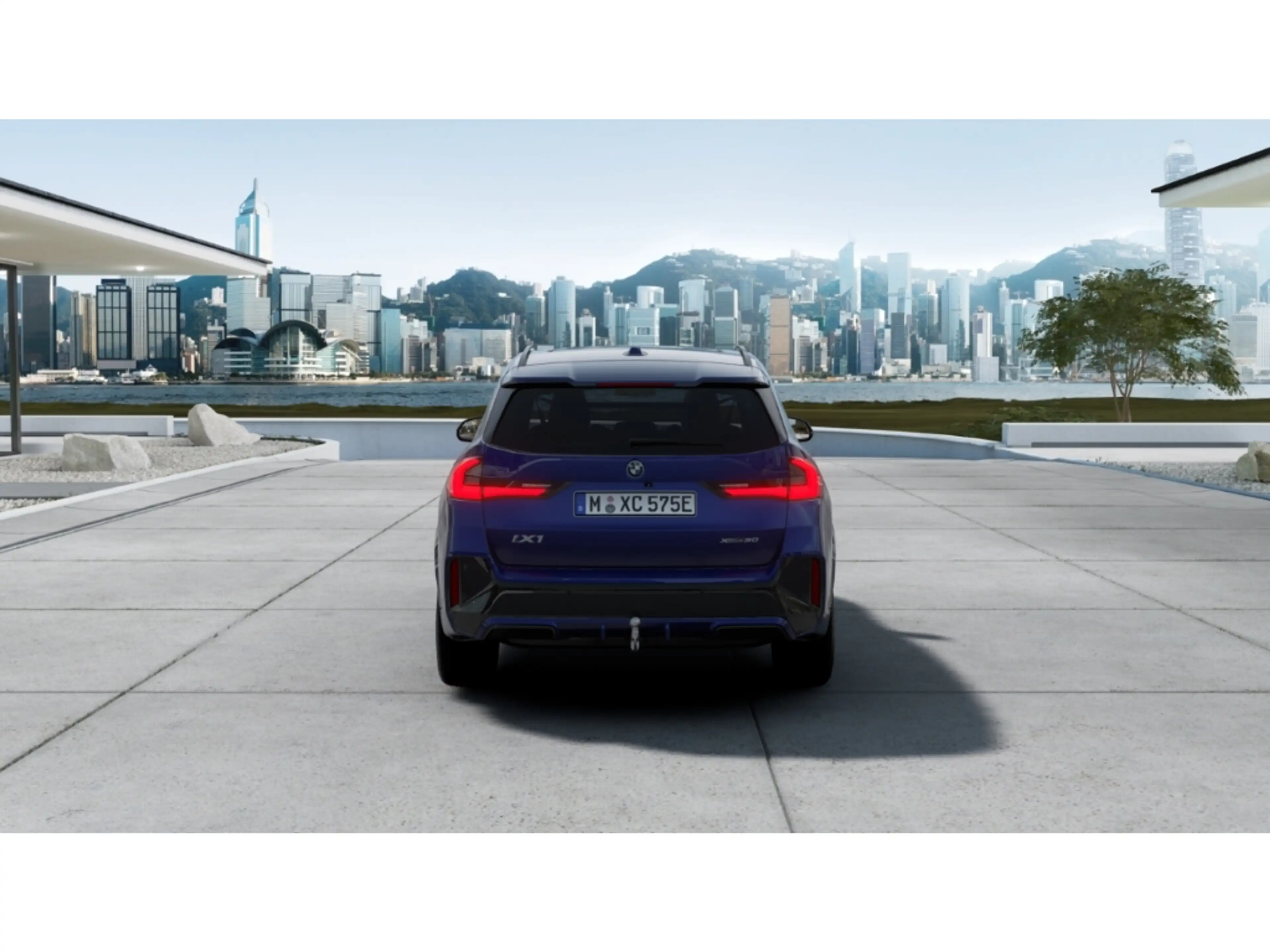 BMW iX1 xDrive30 M Sport HUD Pano Harman/K. 360° AHK — photo 3